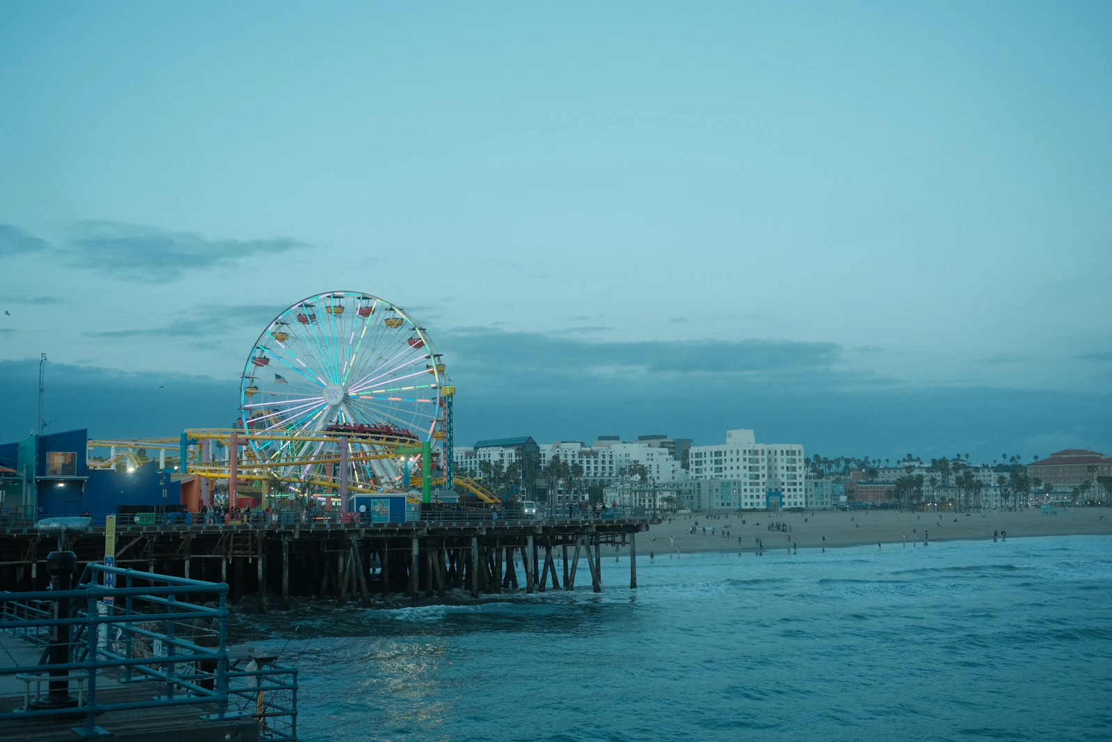 Imagen editorial de Santa Monica, California para USA.viajes