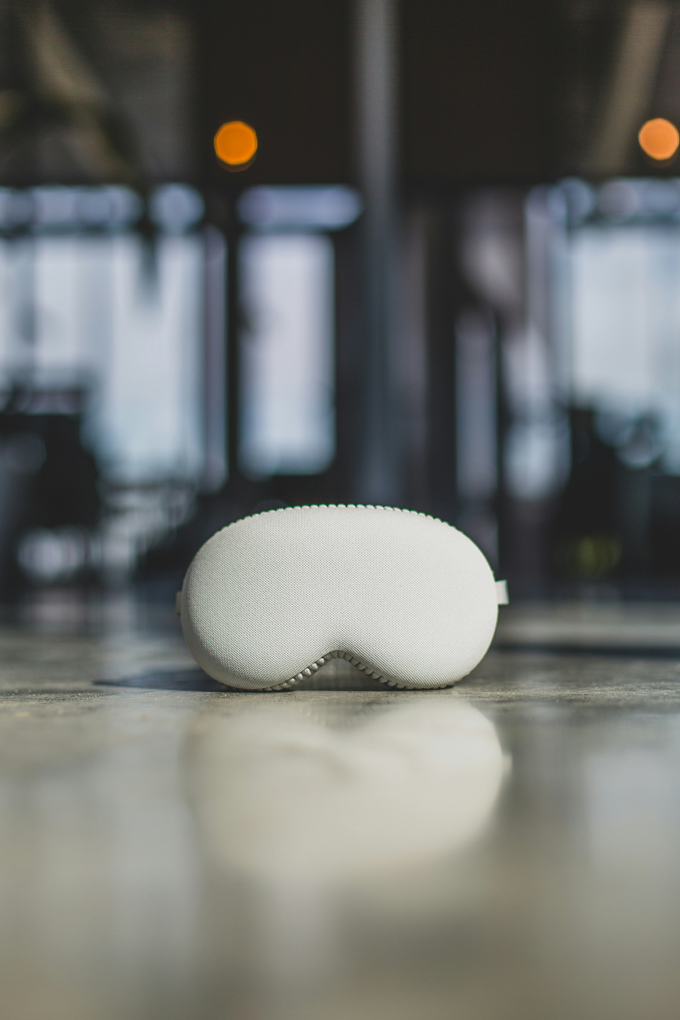 gray computer monitor