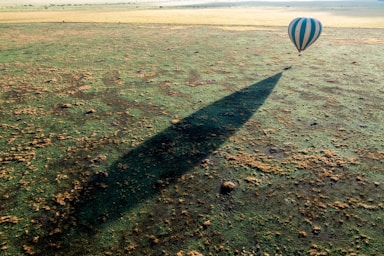 wildlife photography,how to photograph ballon ride over serengeti, tanzania, africa