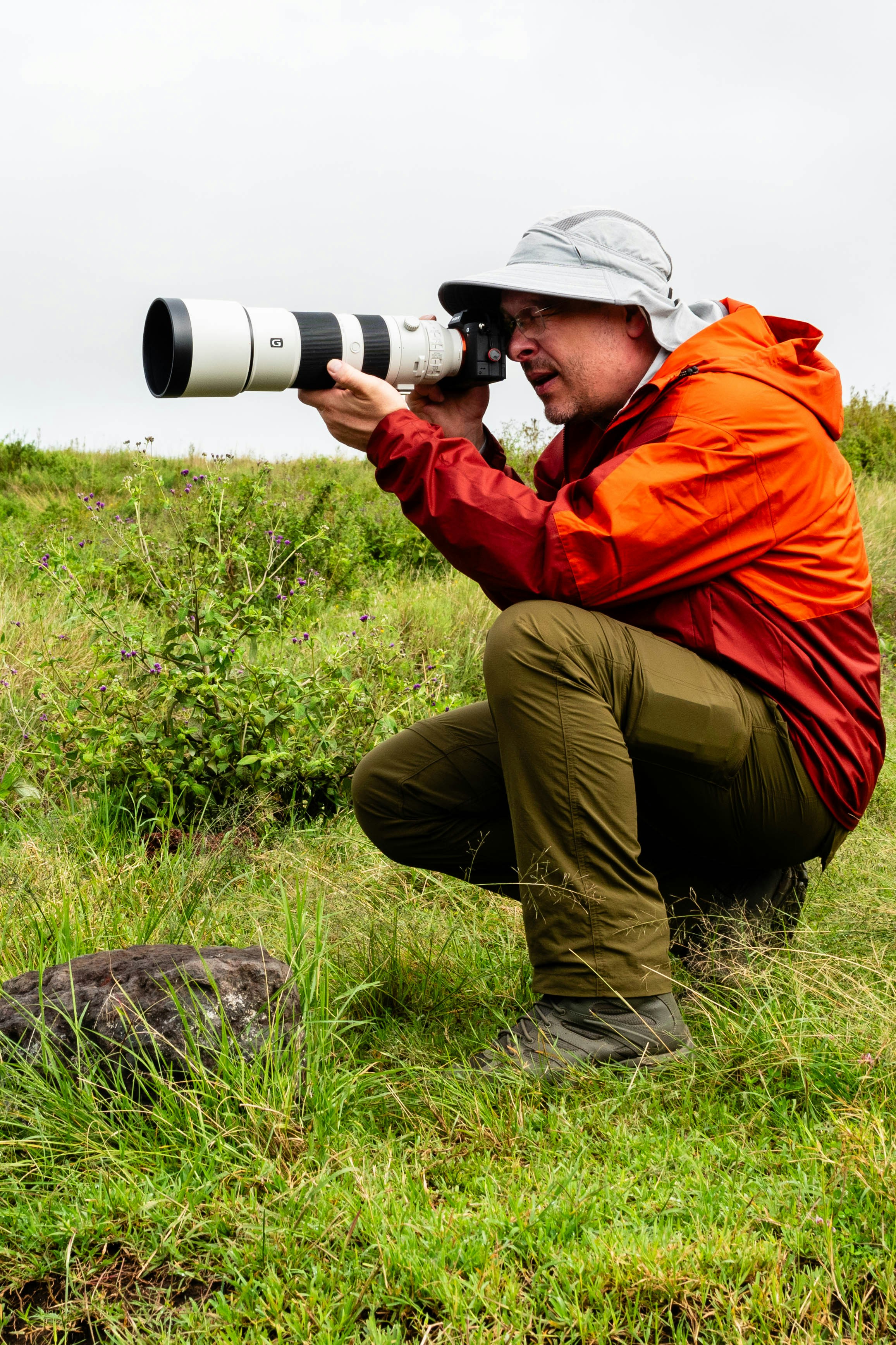 great photo recipe,how to photograph photographer hard at work.