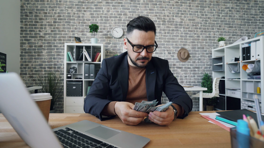 Gross Wages vs. Auditable Wages: A Business Guide to Premium Accuracy