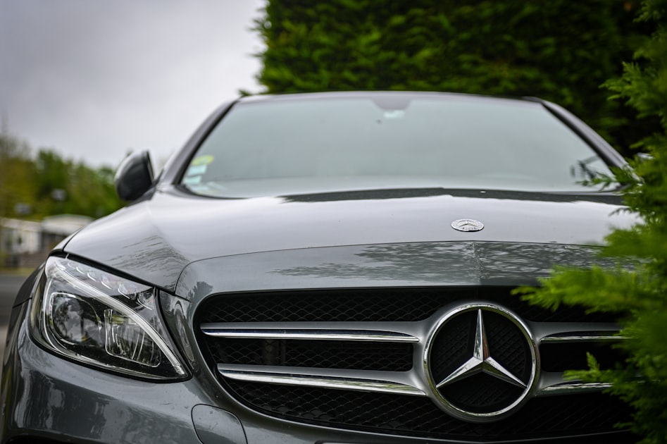 a close up of a mercedes benz benz benz benz benz benz benz benz benz benz
