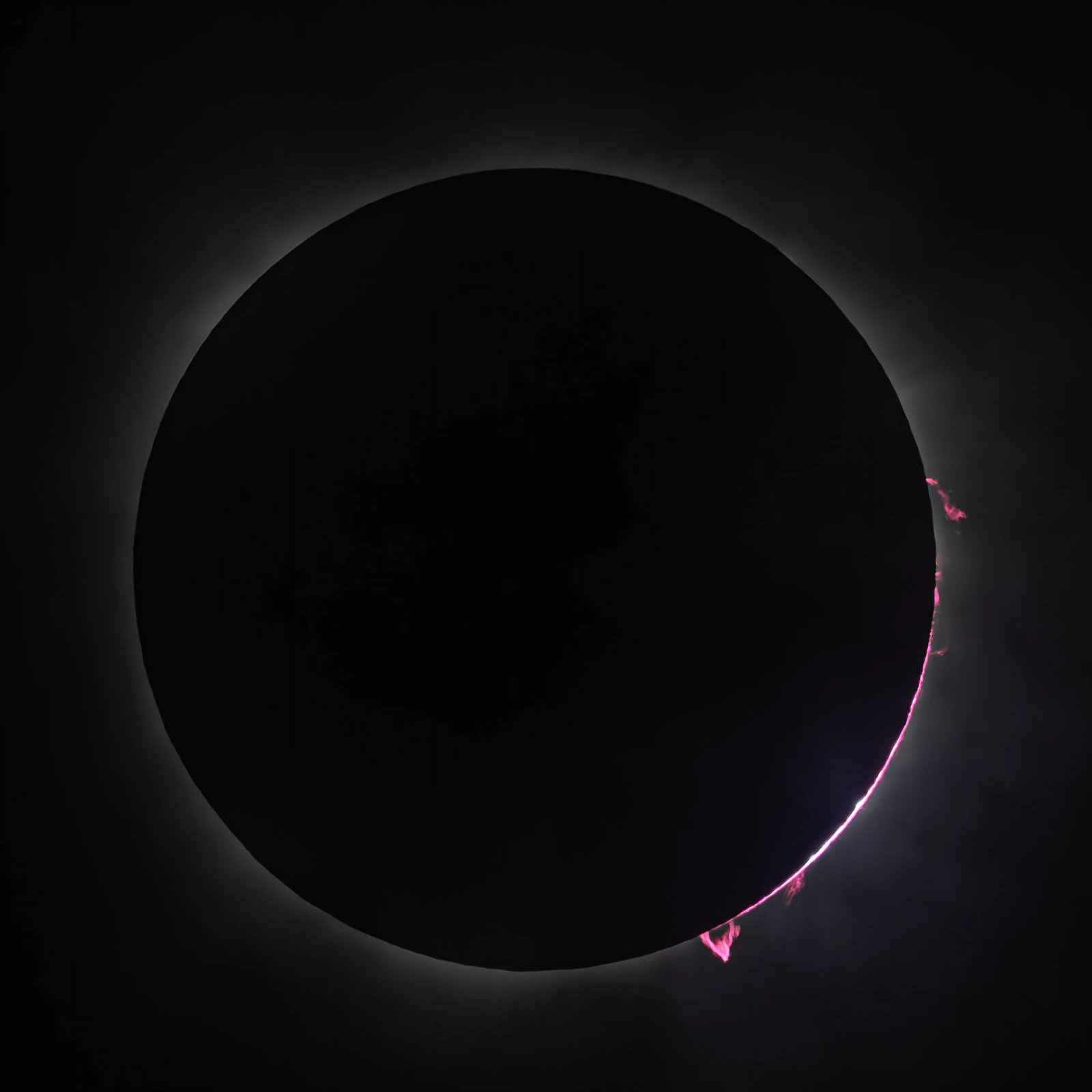 Total Solar Eclipse to Darken Northern Spain Tomorrow, Europe's First Since 1999