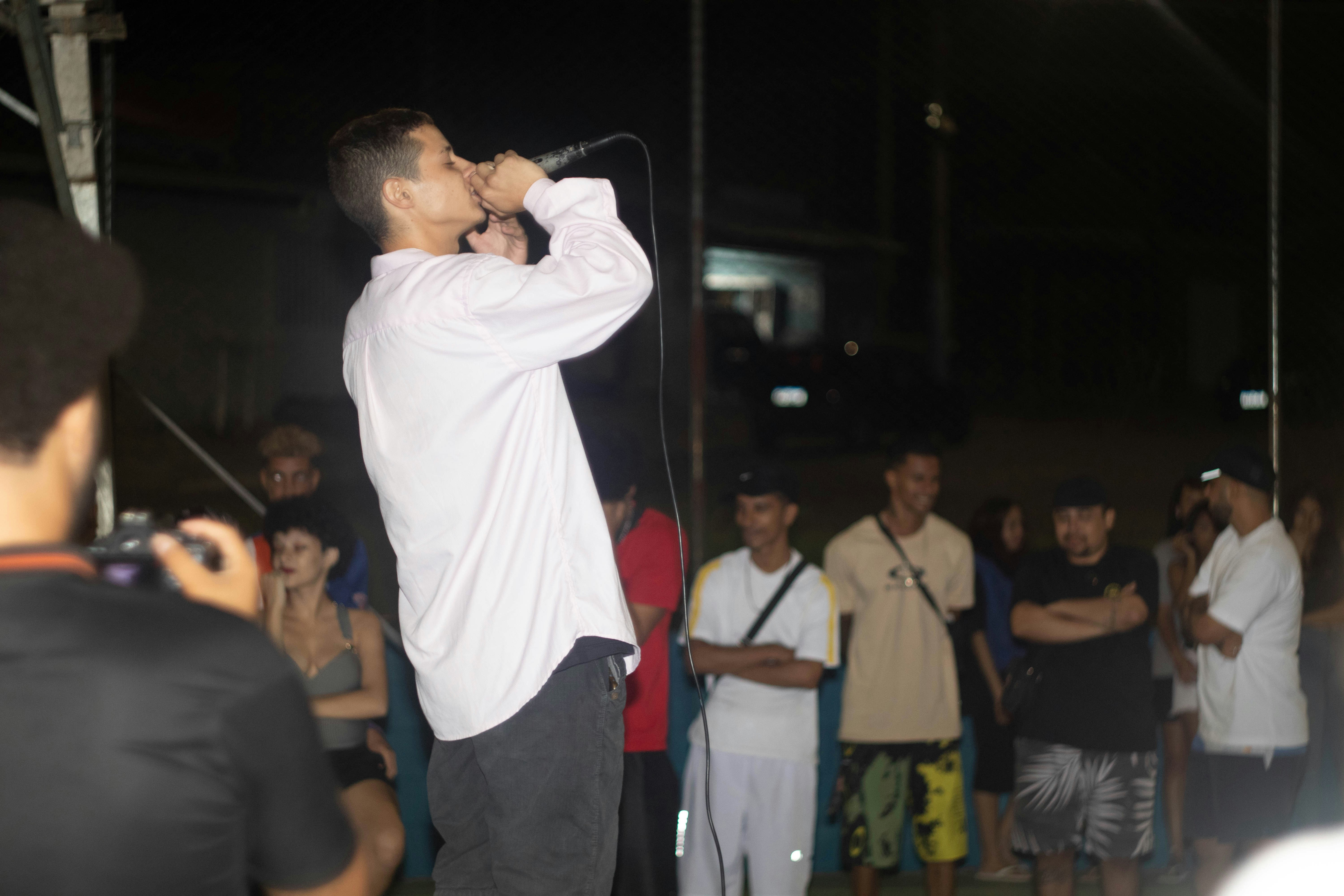 Why 100 Real Fans Beat 100,000 Streams (And How to Build Them in 2025)