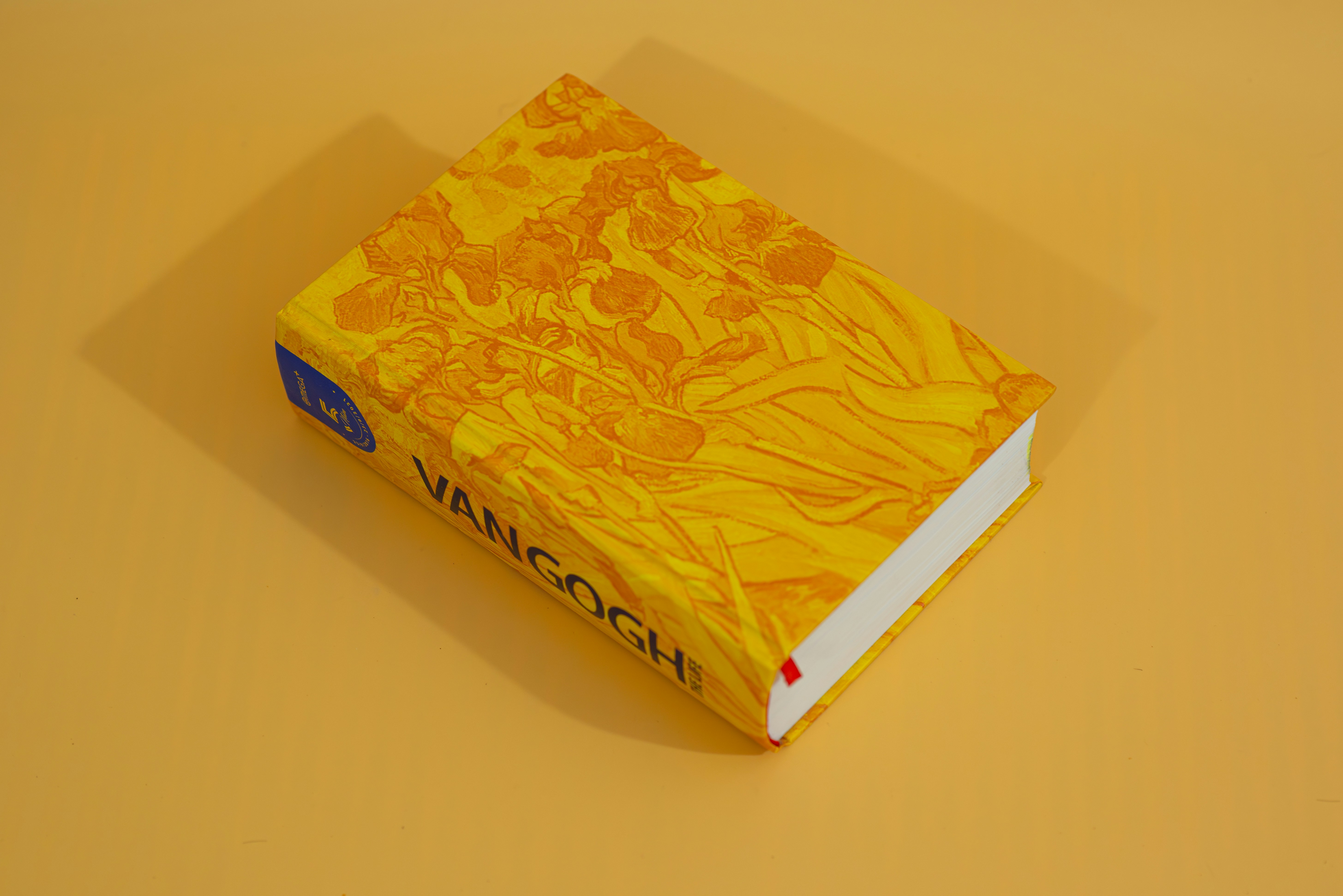 photo-1714146682410-7dcc43ac32f4?ixid=M3wxMjA3fDB8MXxzZWFyY2h8MTl8fGFkZGl0aW9uYWwlMjBtYXRoJTIwdHV0b3IlMjB0ZWFjaGVyJTIwYm9va3xlbnwwfHx8fDE3NjMzOTExNDh8MA\u0026ixlib=rb-4.1.0