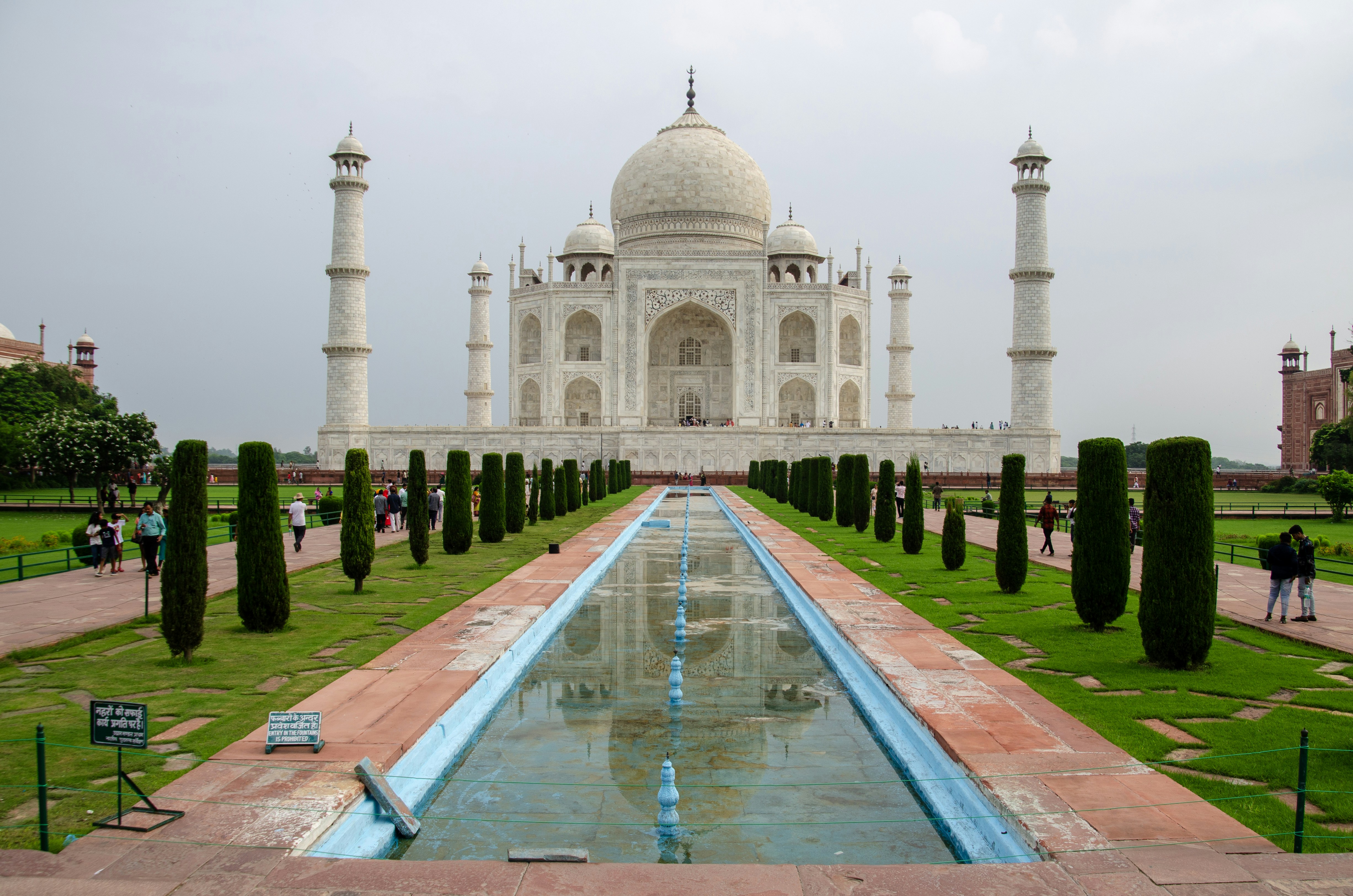 Stay online in the India with a prepaid eSIM from eSIMlii. Instant activation, no roaming charges, and reliable coverage.