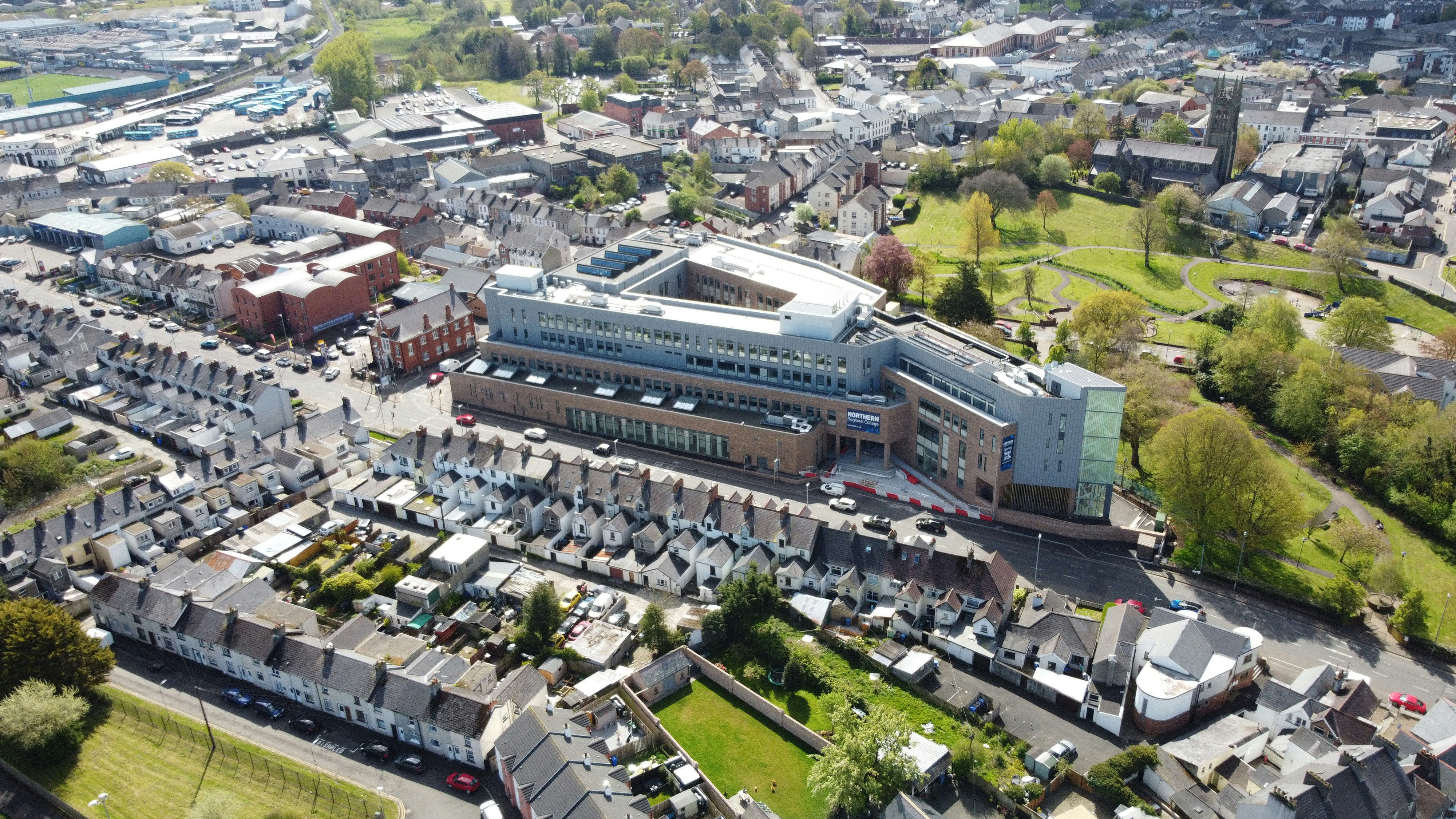 Photo by geoffreymoffett