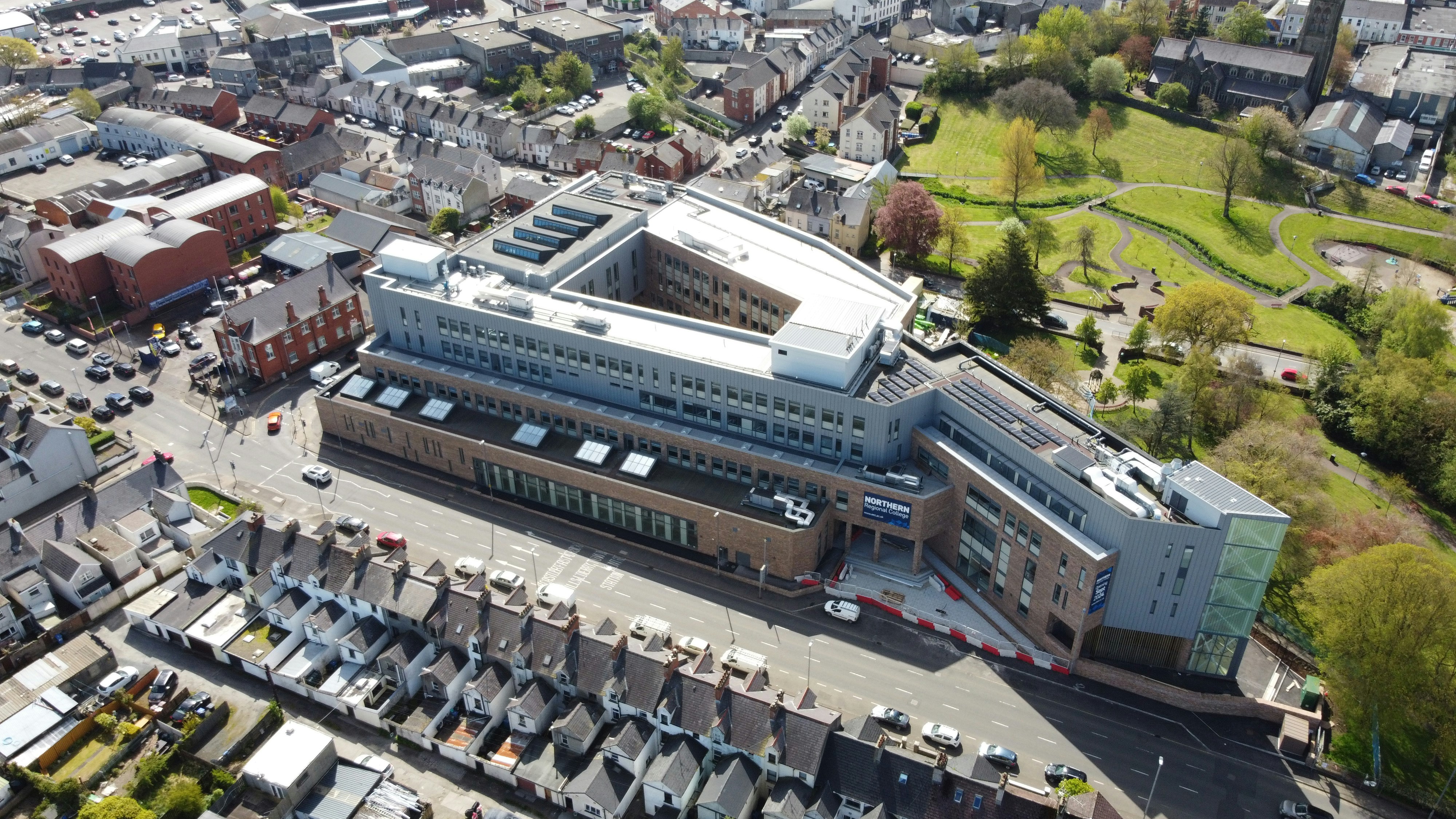 Photo by geoffreymoffett