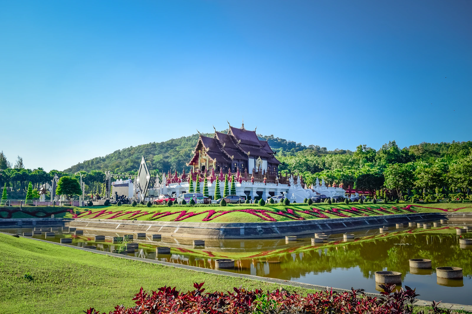 Chiang Rai and the White Temple: what to see in Thailand's far north