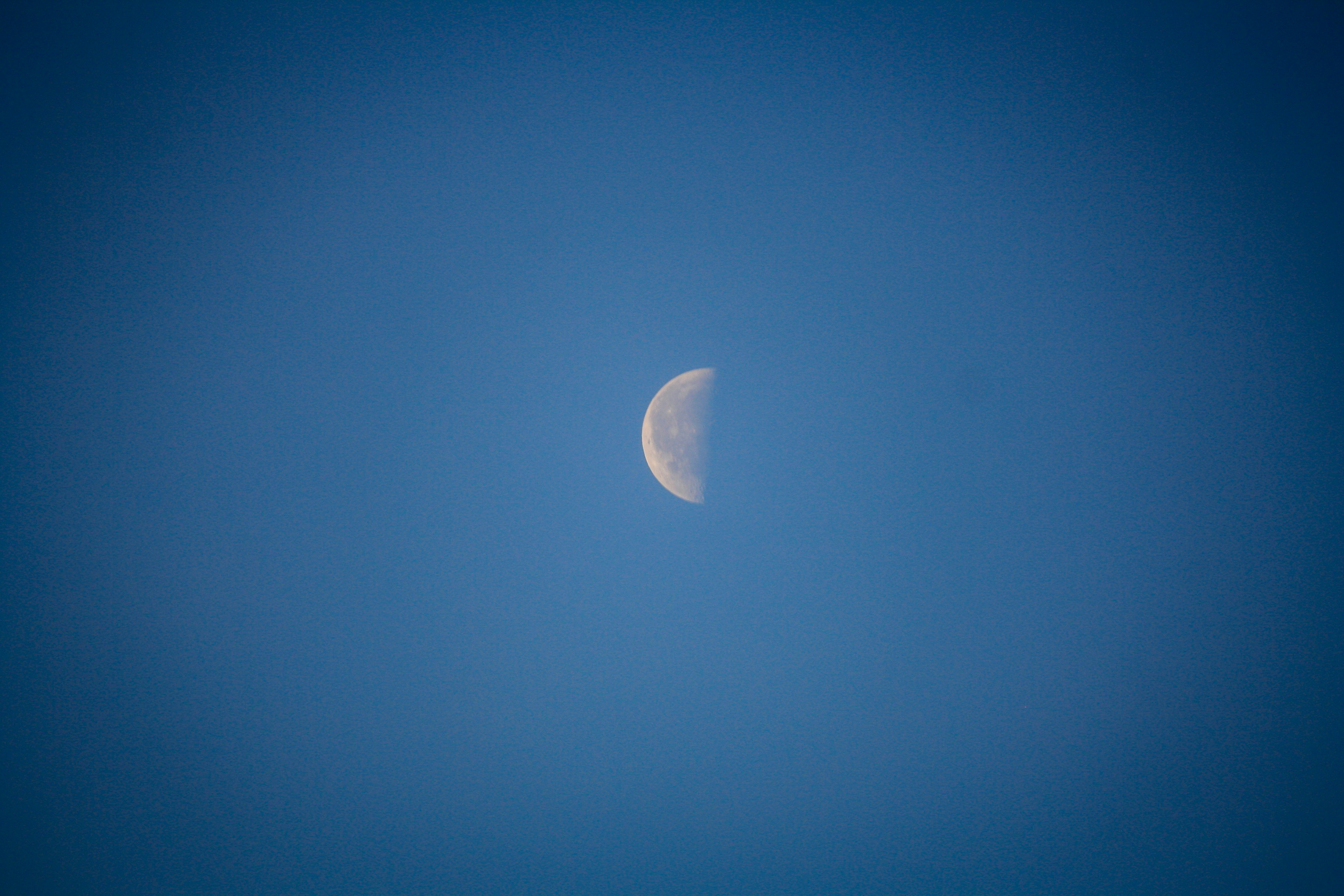 Photo by clickgstudio