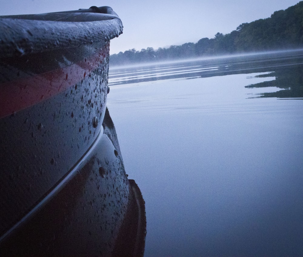 a boat that is sitting in the water