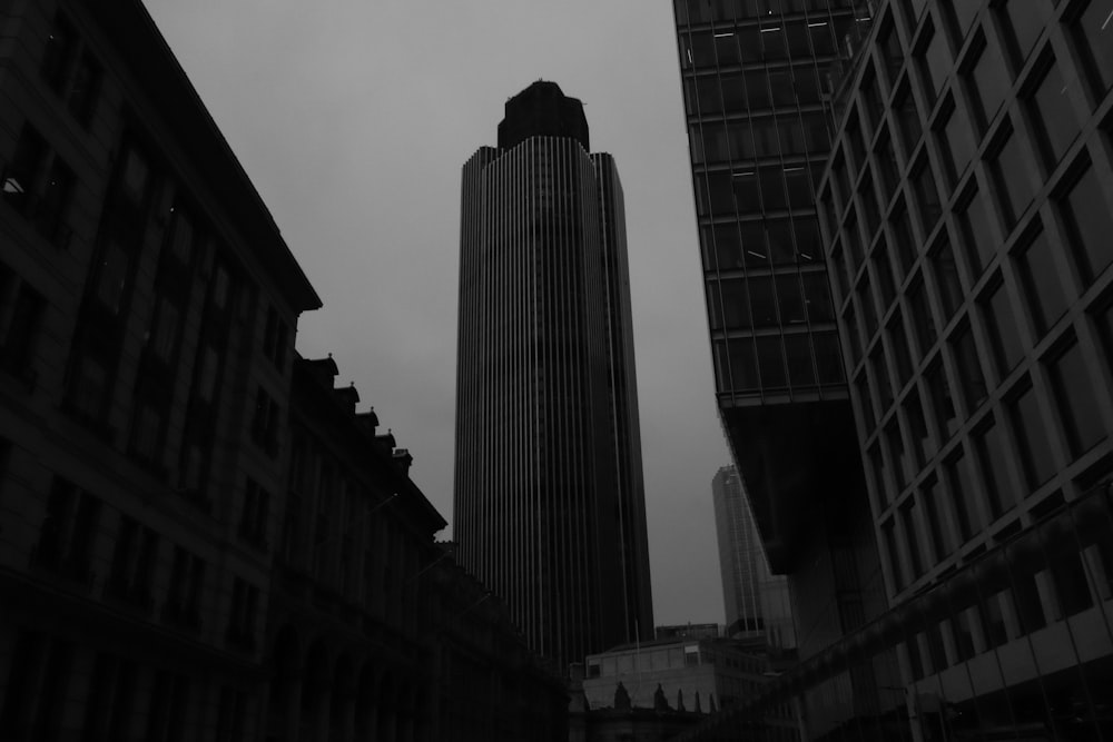 a black and white photo of a tall building