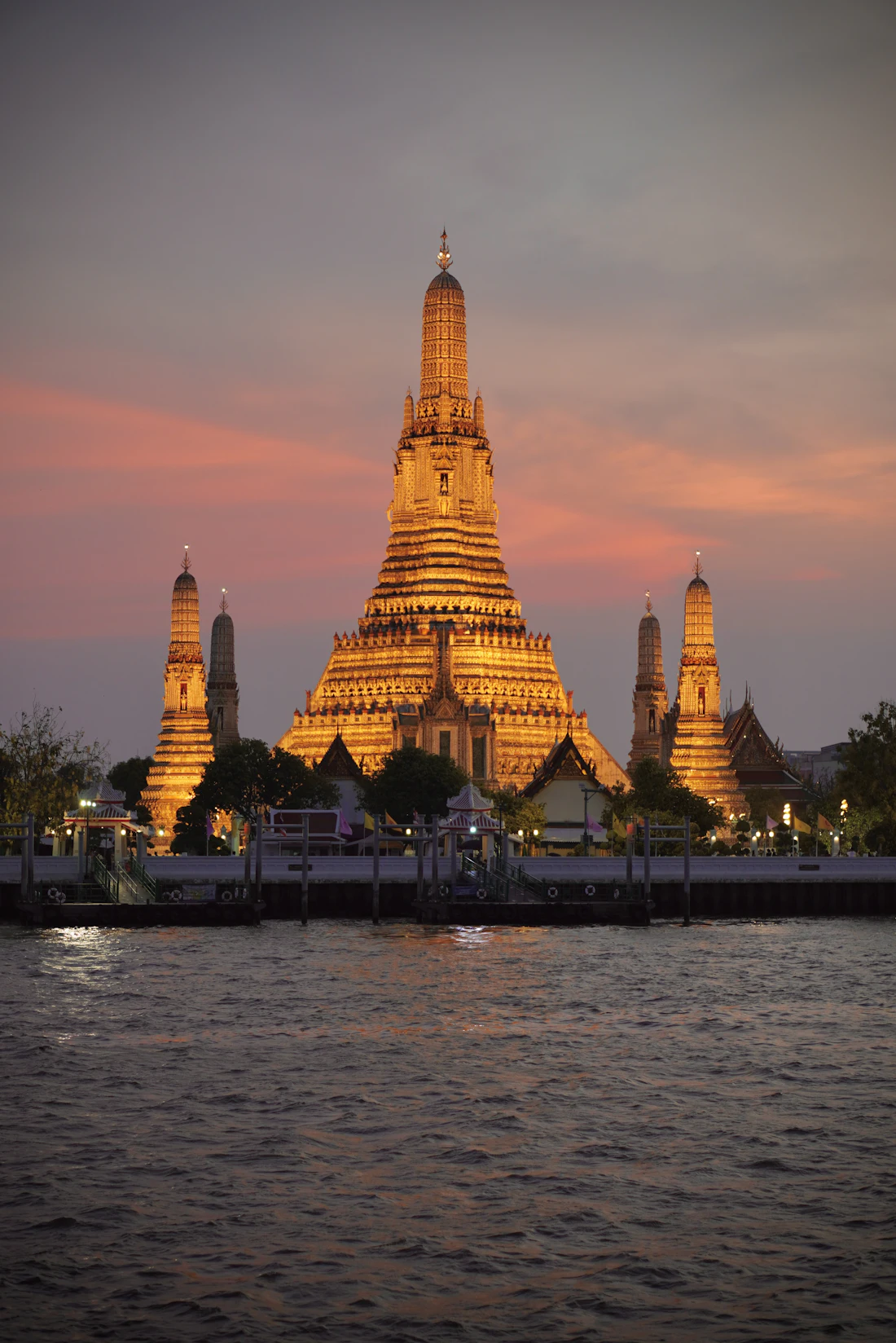 Wat Arun at dusk over the Chao Phraya