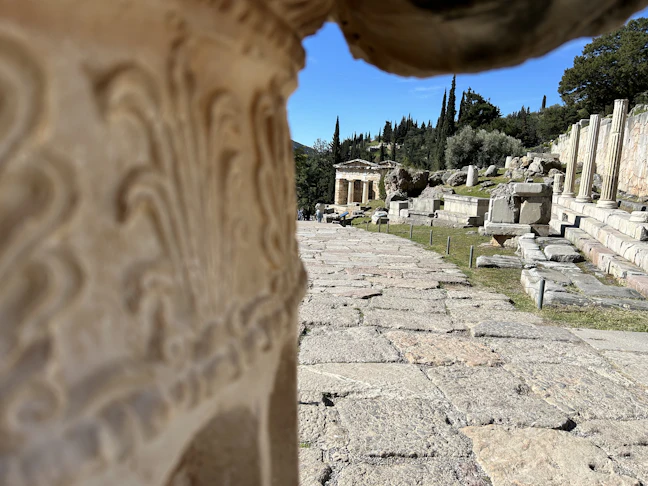 Family-Friendly 3-Day Delphi Itinerary & Budget Guide