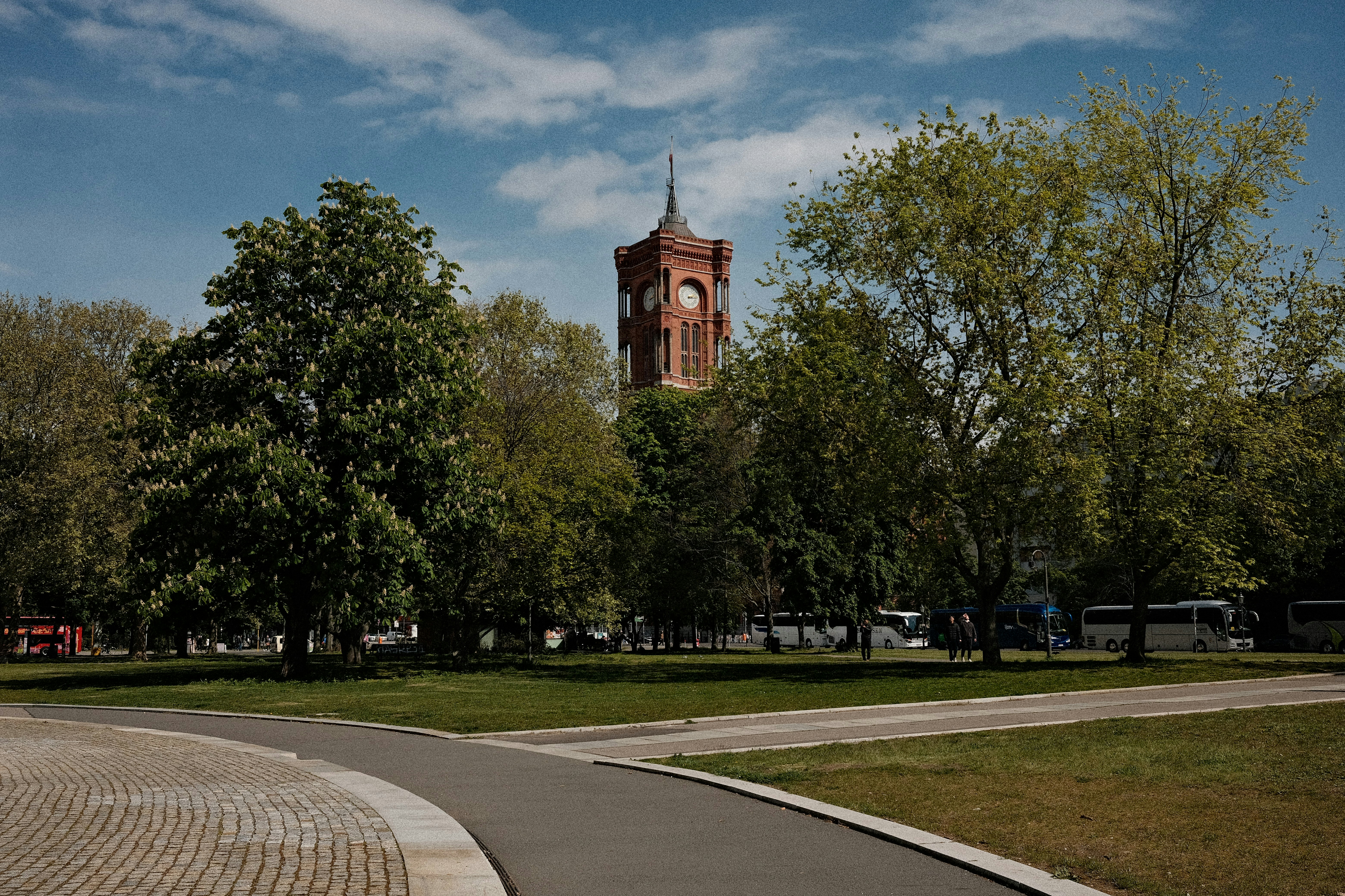 Photo by valentinlacoste