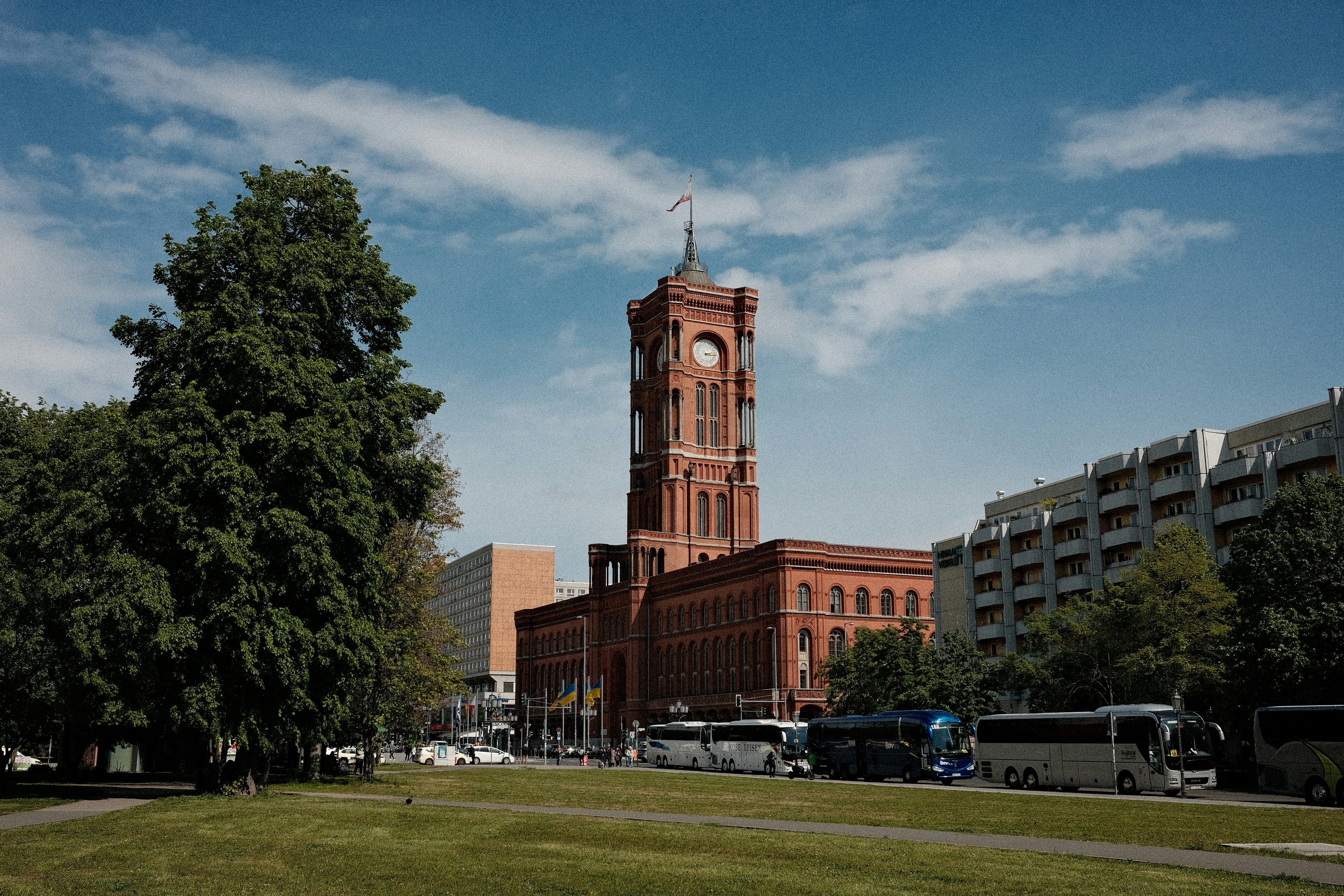 Photo by valentinlacoste