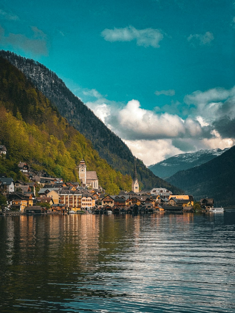 a small village on the shore of a lake