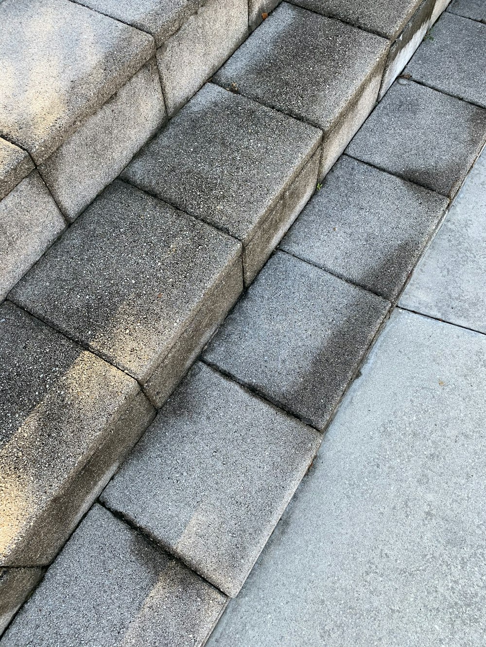 a close up of some steps made of cement
