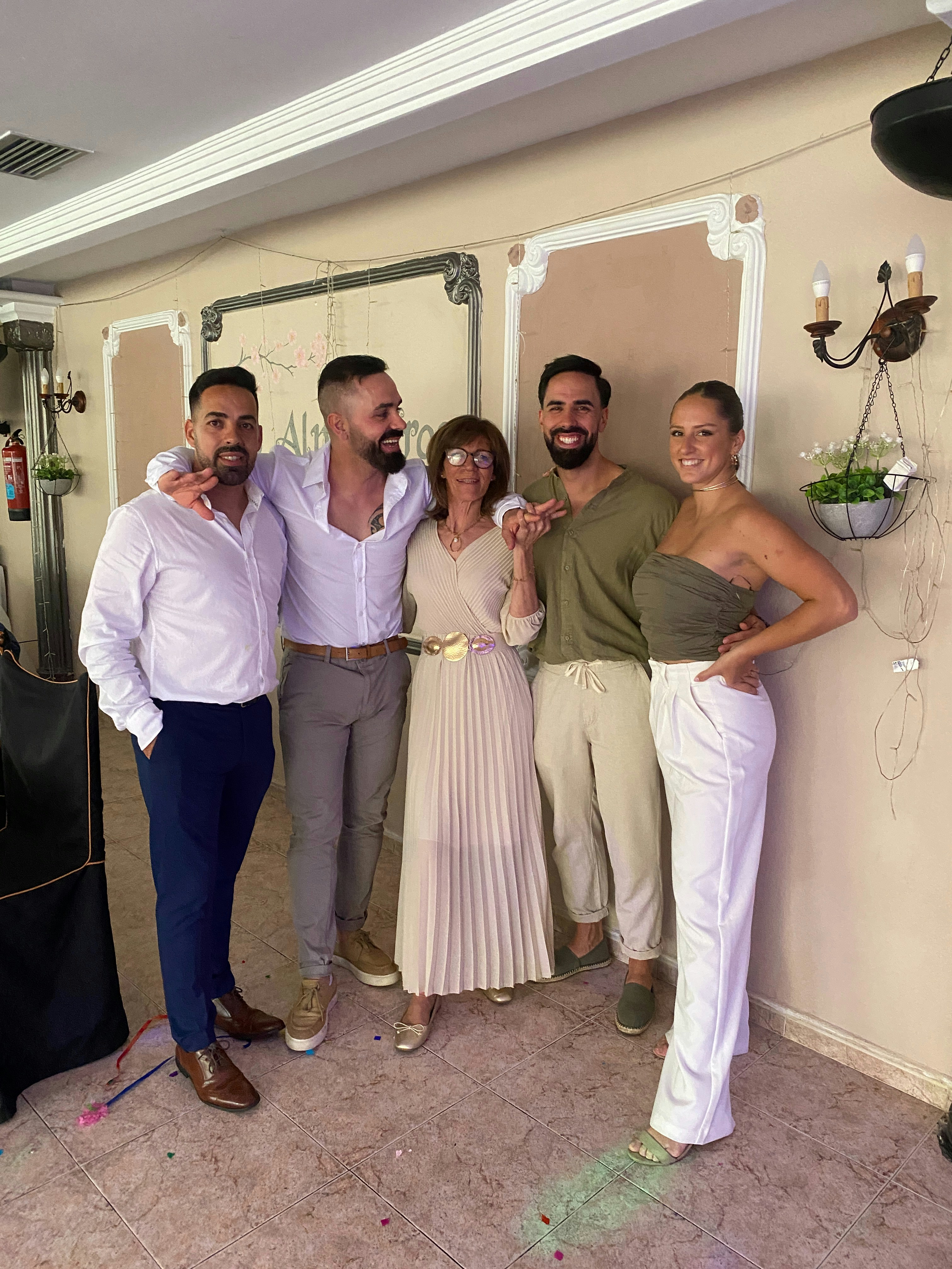 Satisfied family guest Vikram Patel with his family after memorable homestay experience