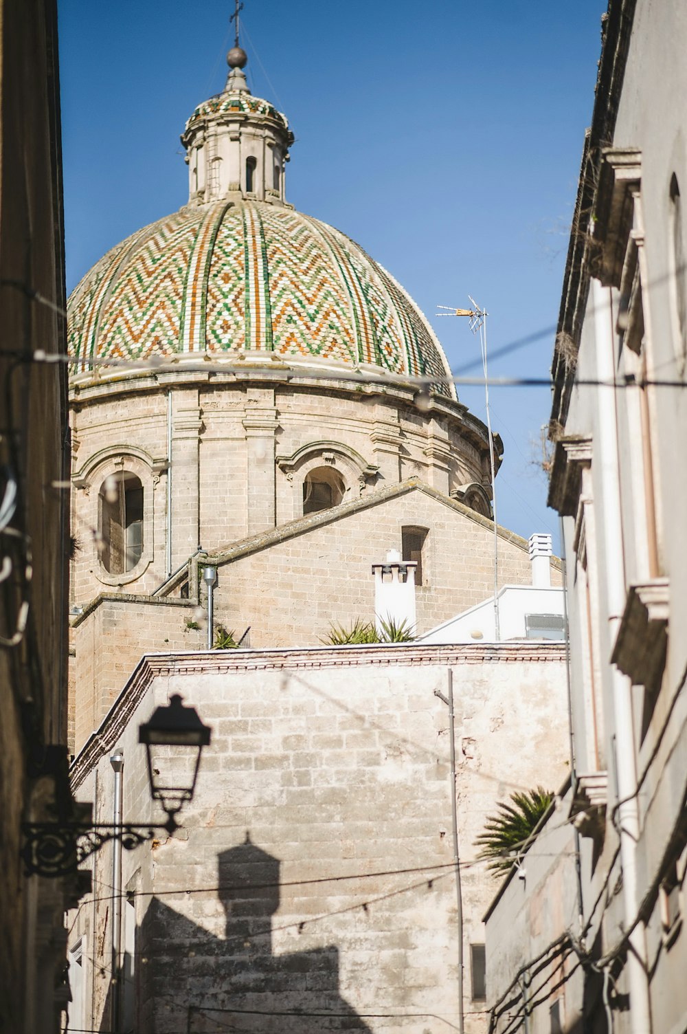 a building with a dome on top of it