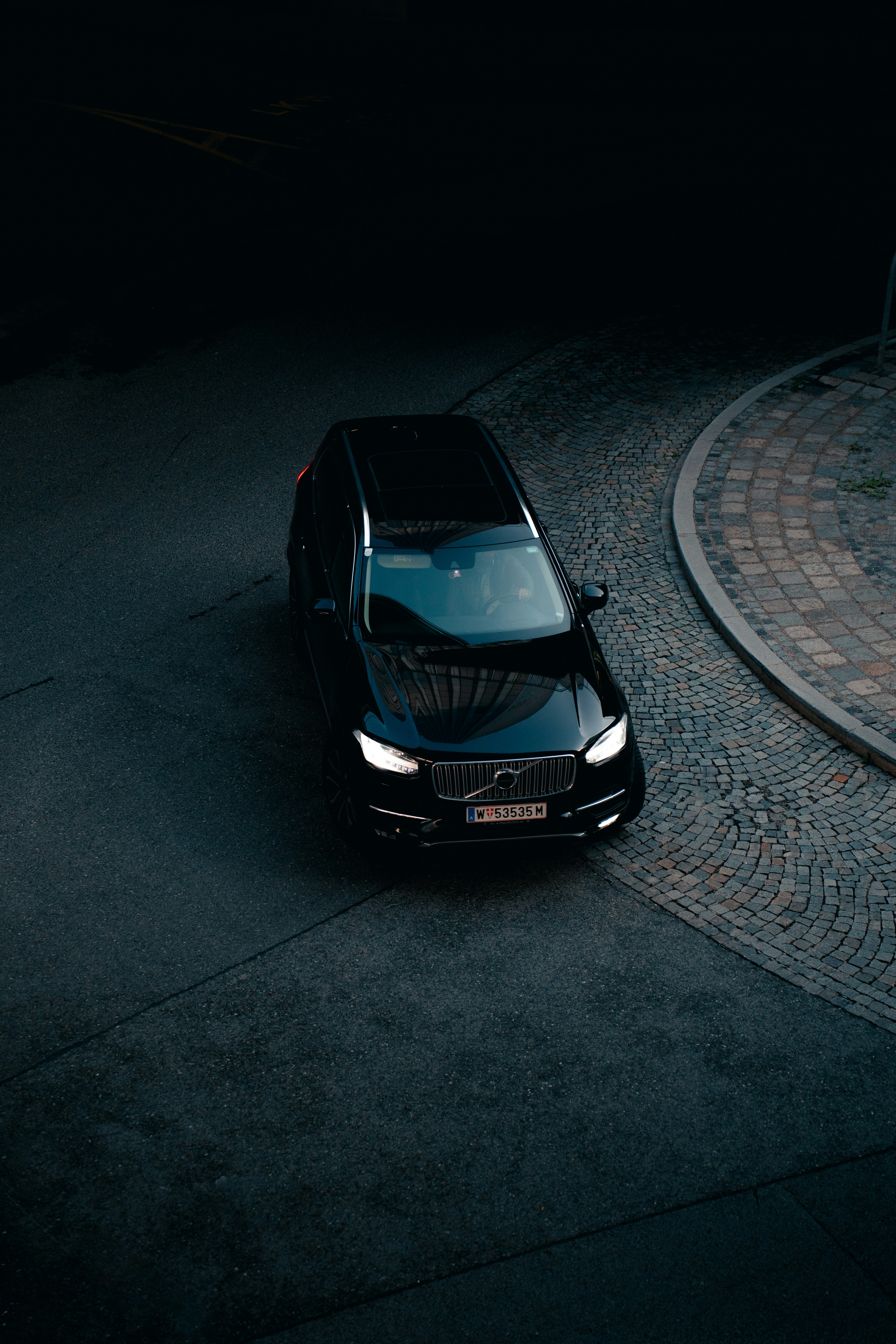 Photo by pavelkeyzik