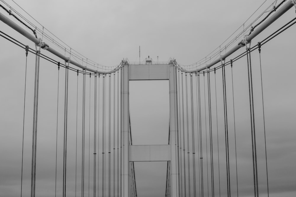 a black and white photo of the golden gate bridge