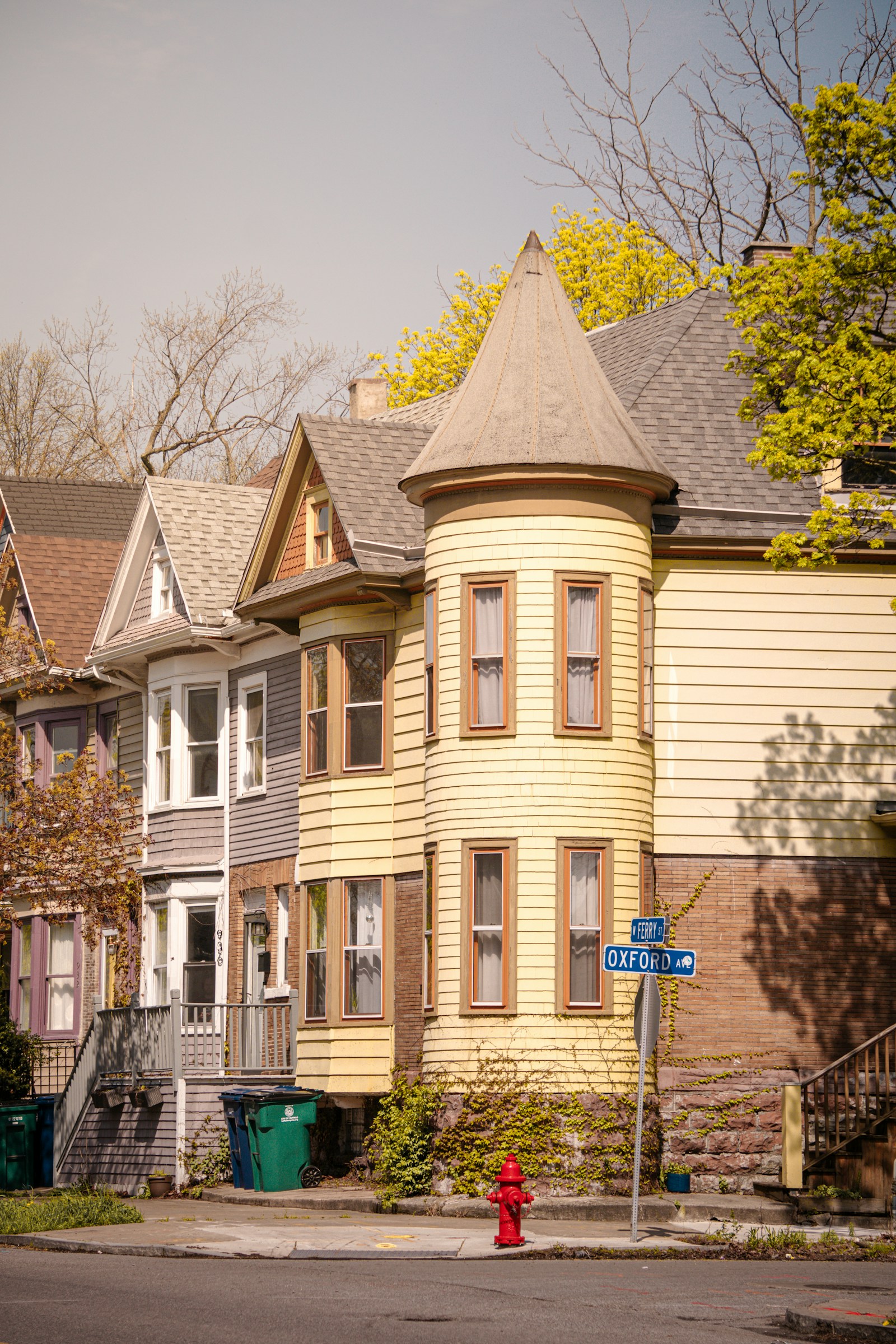 Hamilton’s Hottest and Coolest Neighbourhoods: A Real Estate Snapshot