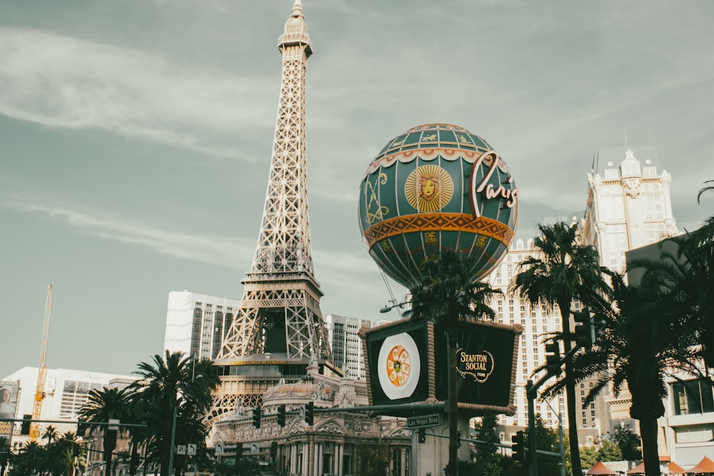 the eiffel tower is in the background of the city