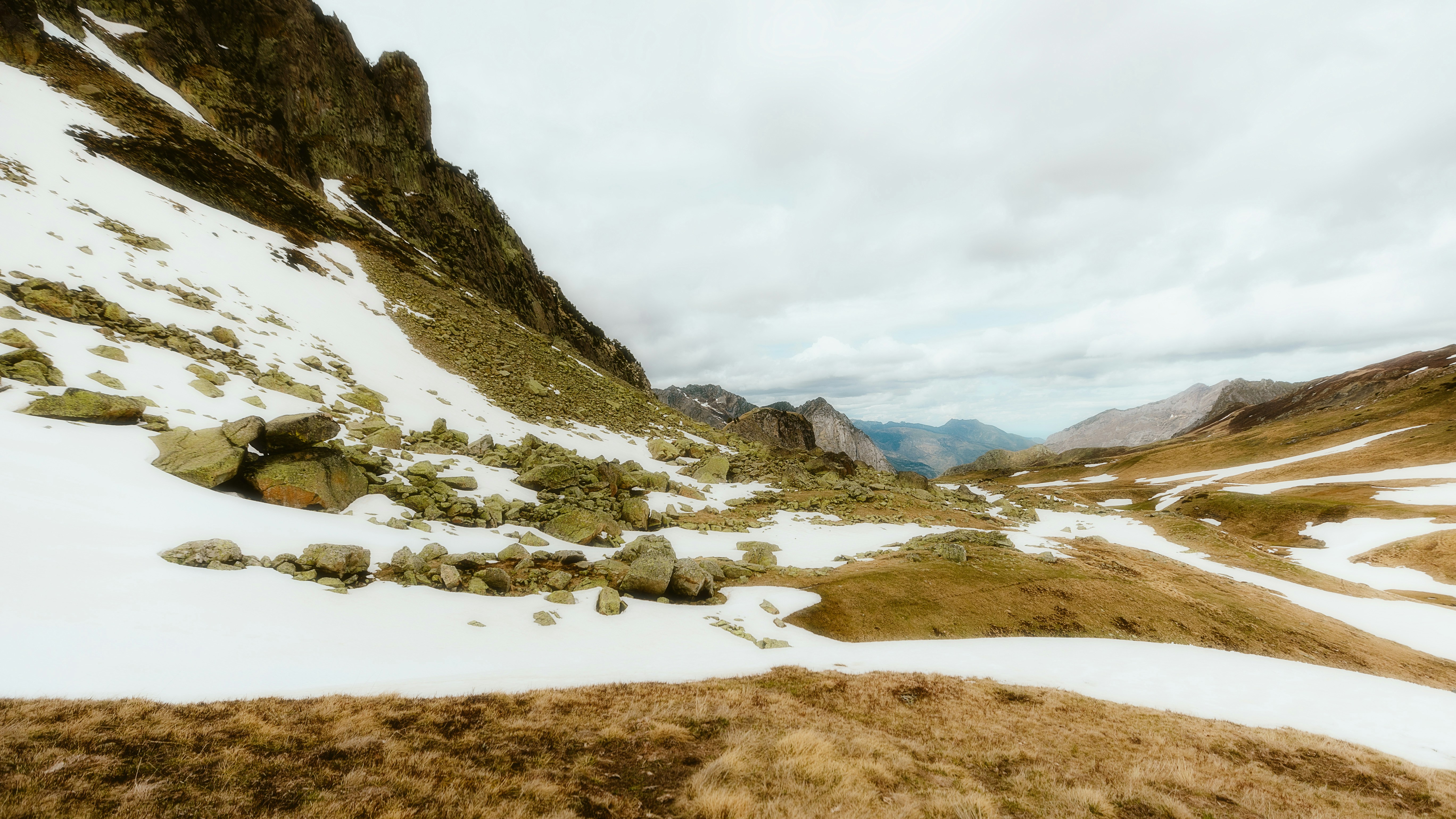 Photo by alingavriliuc