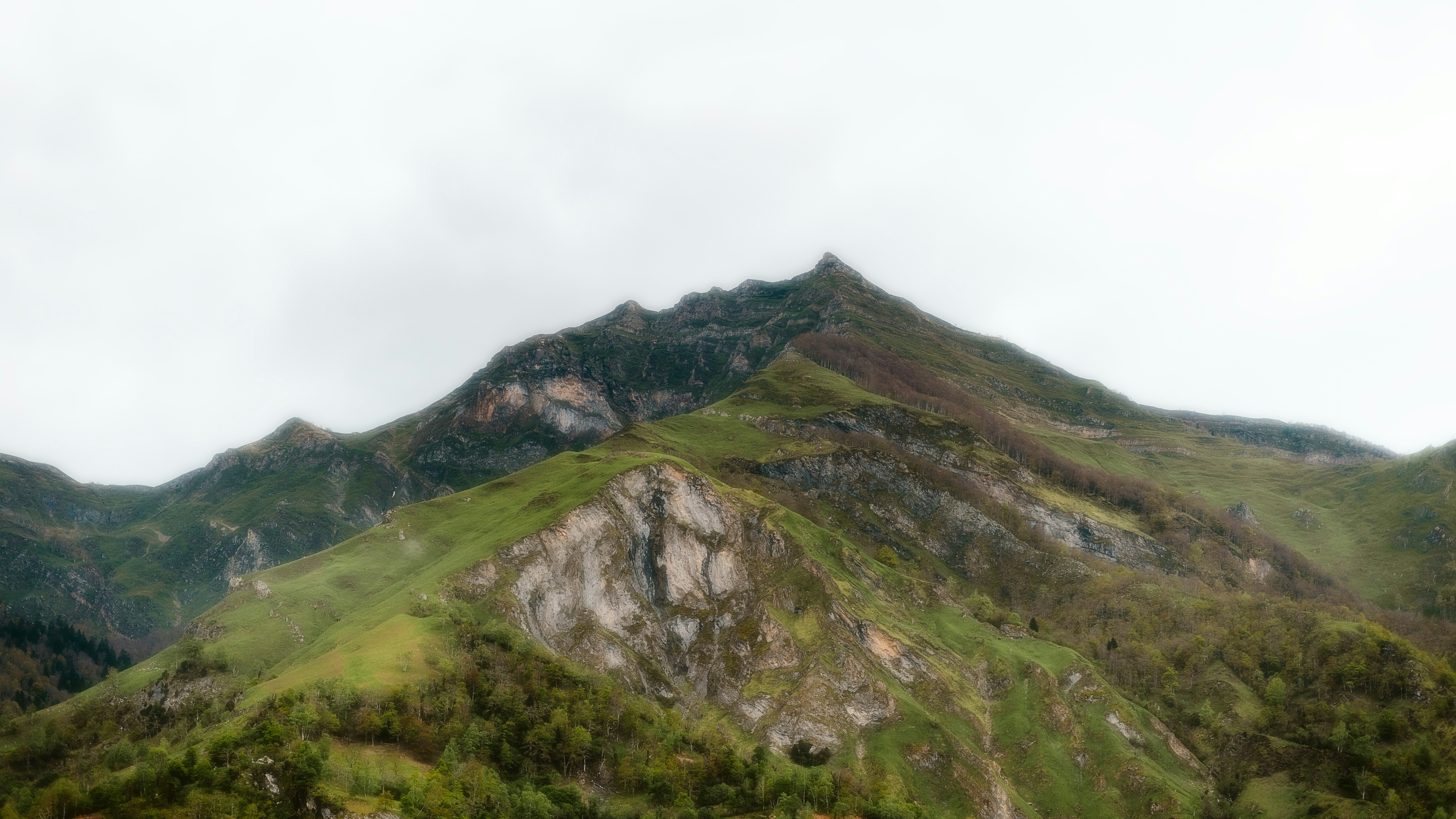 Photo by alingavriliuc