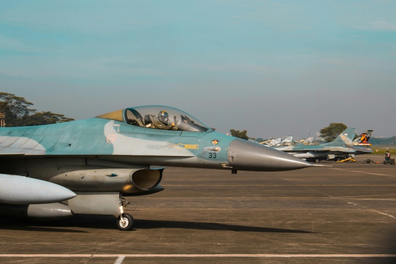 f16 vs eurofighter