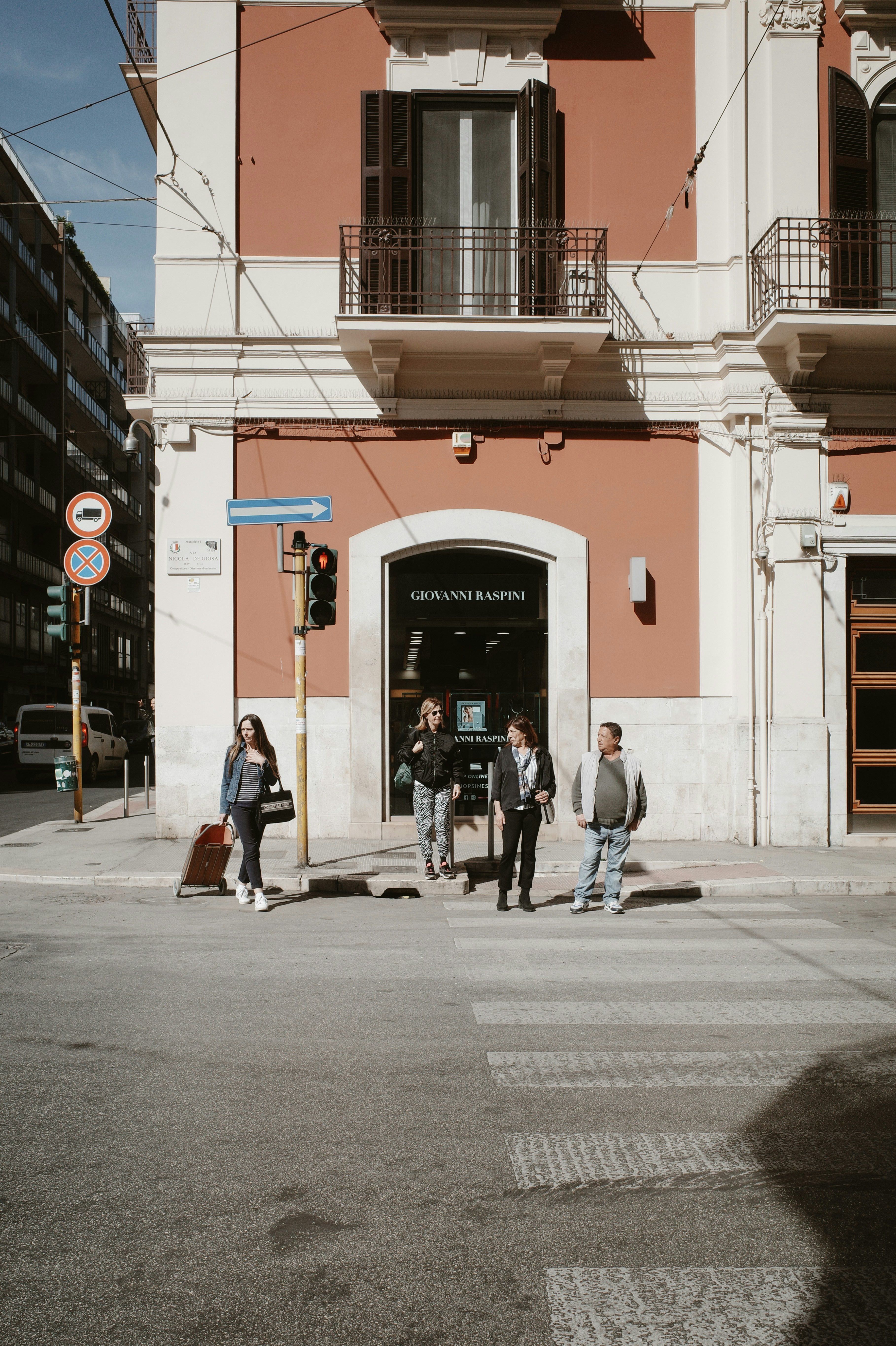 Photo by stachmann