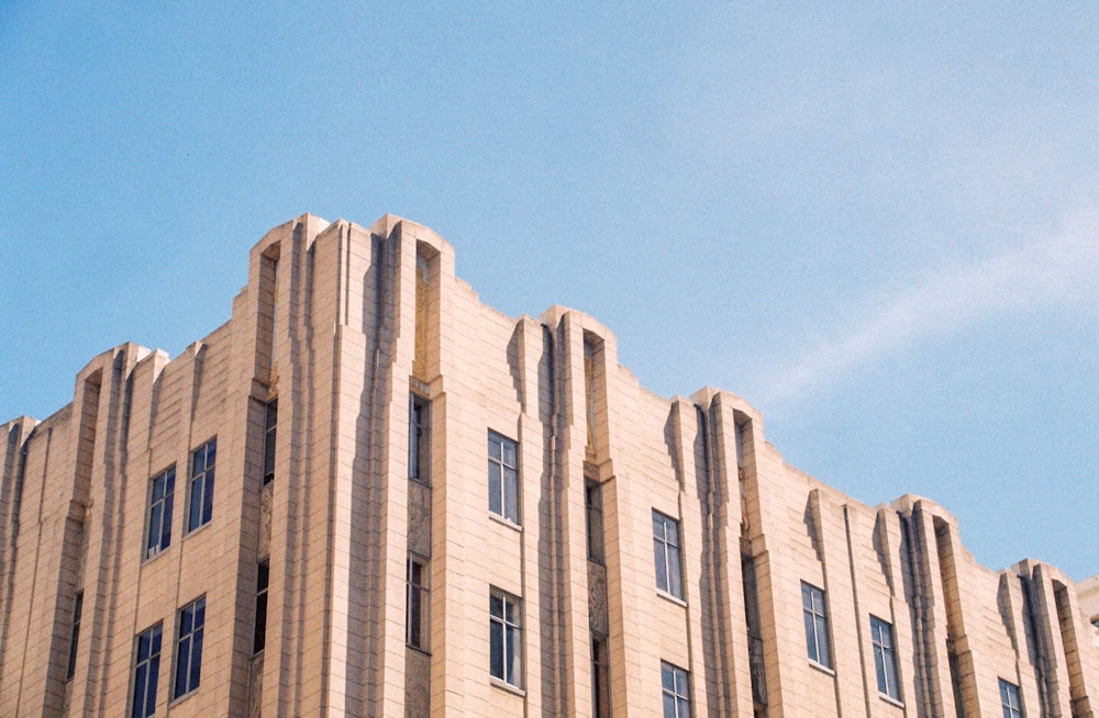 a large building with a clock on the front of it