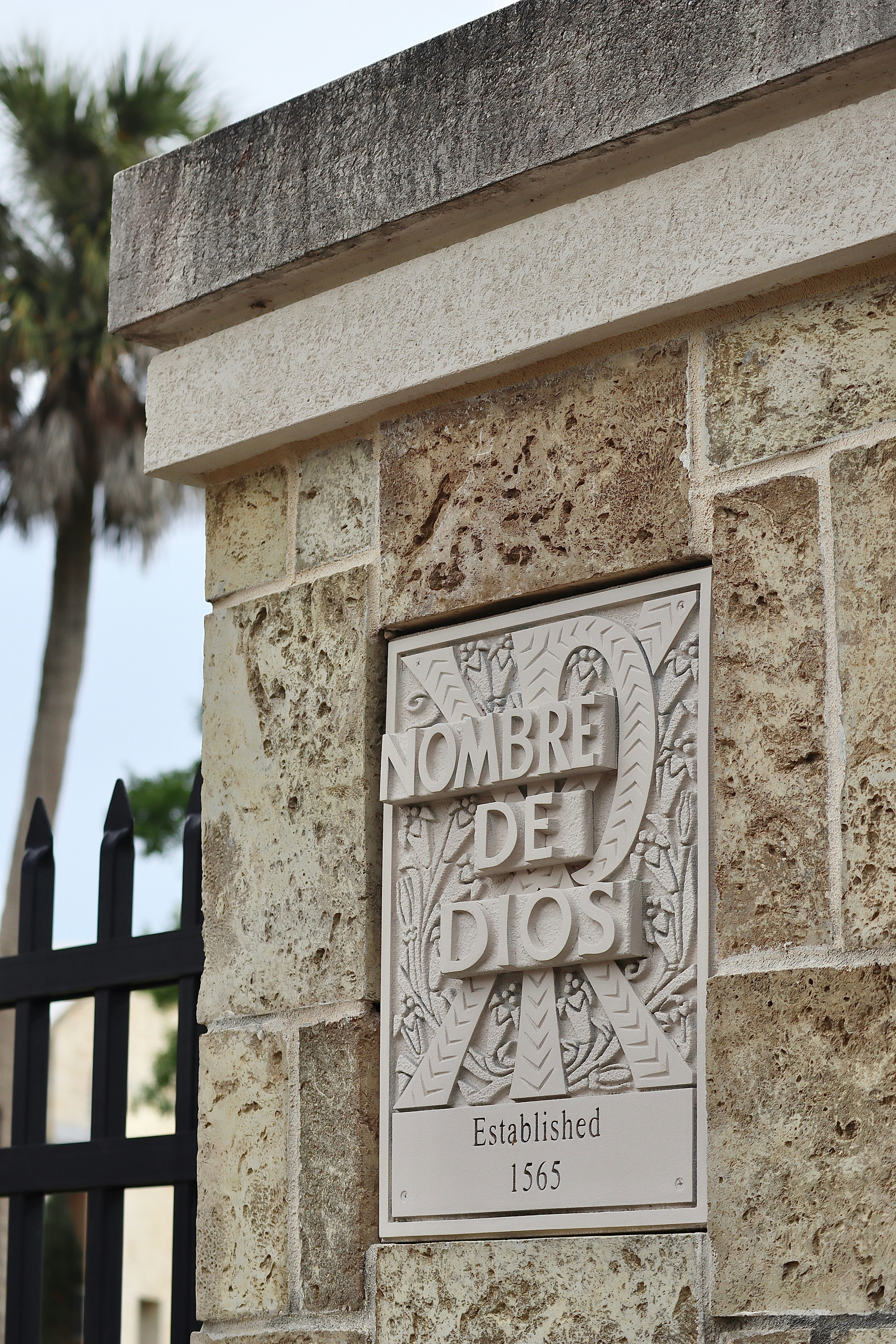 An example of Montserrat font