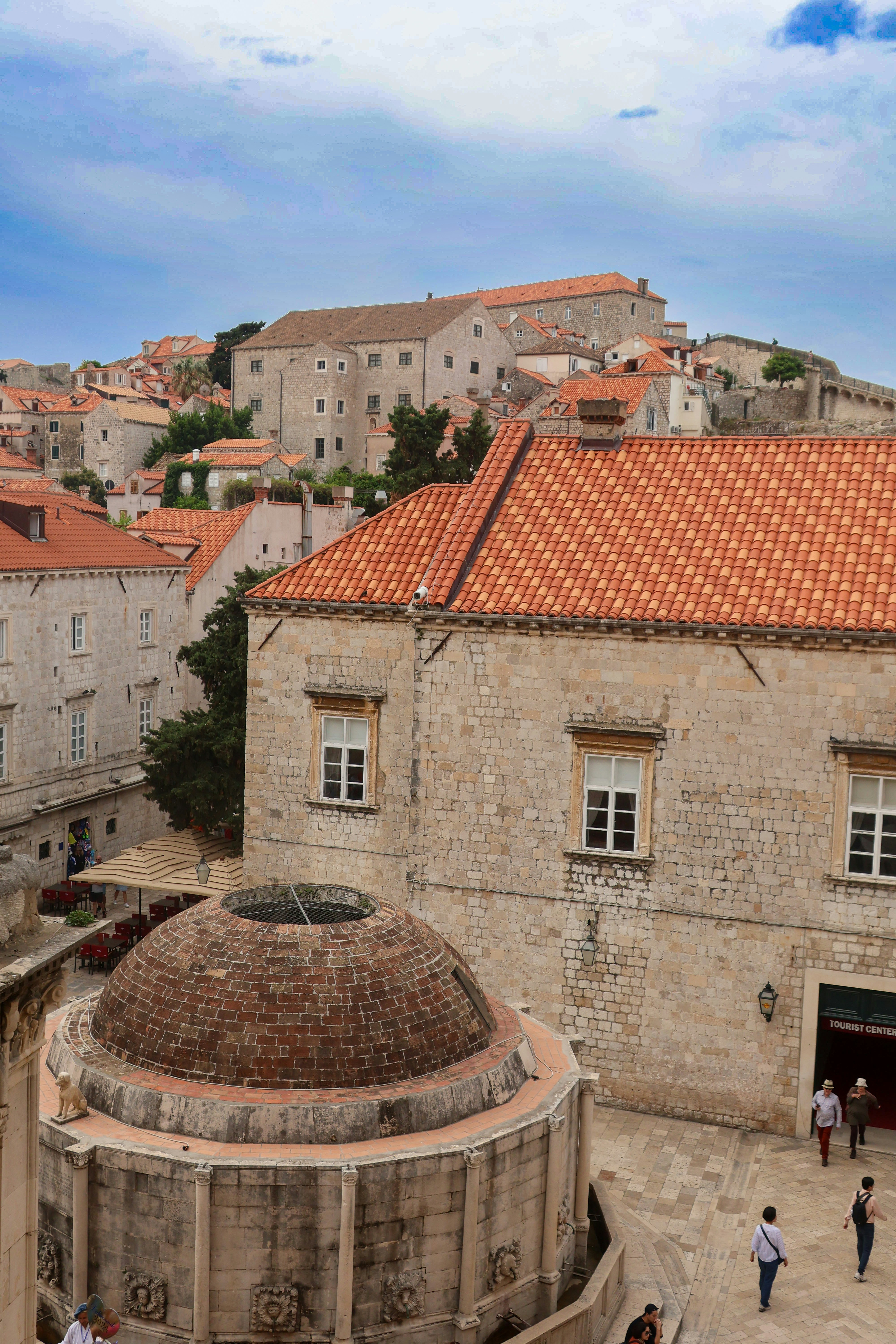 Photo by traveleroohlala