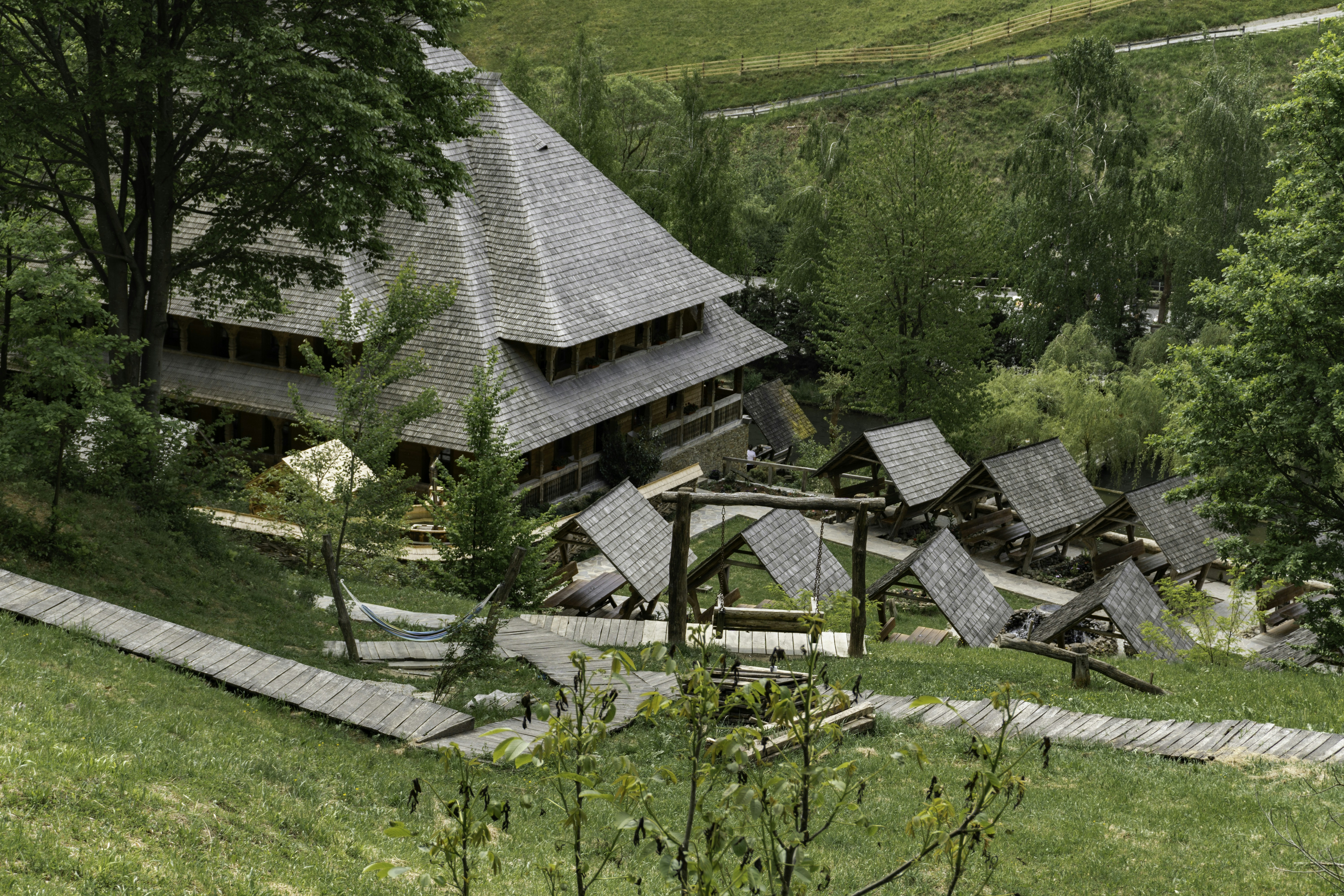 Stay online in the Romania with a prepaid eSIM from eSIMlii. Instant activation, no roaming charges, and reliable coverage.