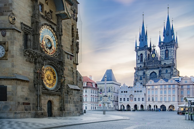 Óvárosi tér és Orloj