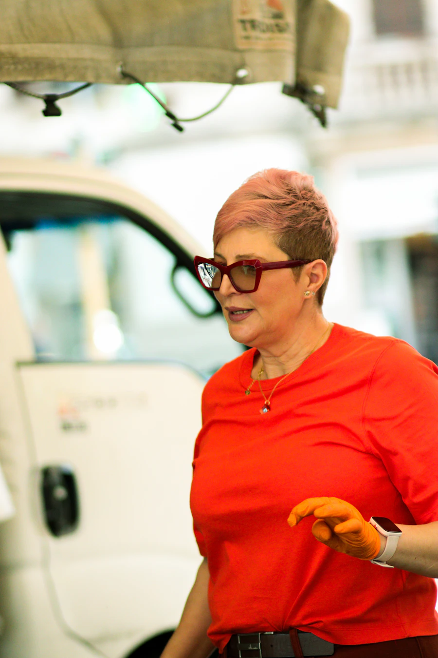 Dee Navarro, Install lead · comfort advisor
