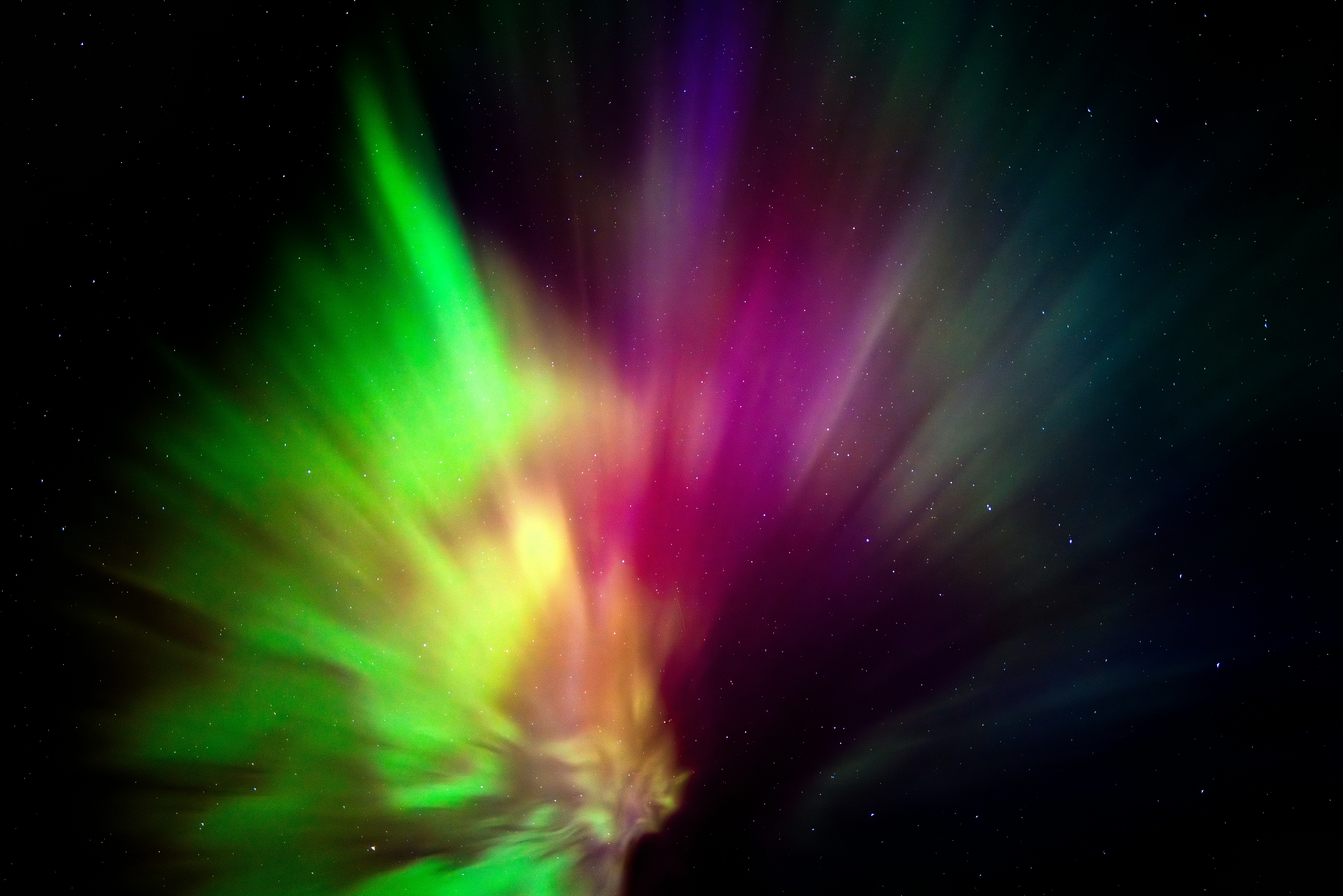 a bright green and purple aurora aurora aurora aurora aurora aurora aurora aurora aurora aurora aurora