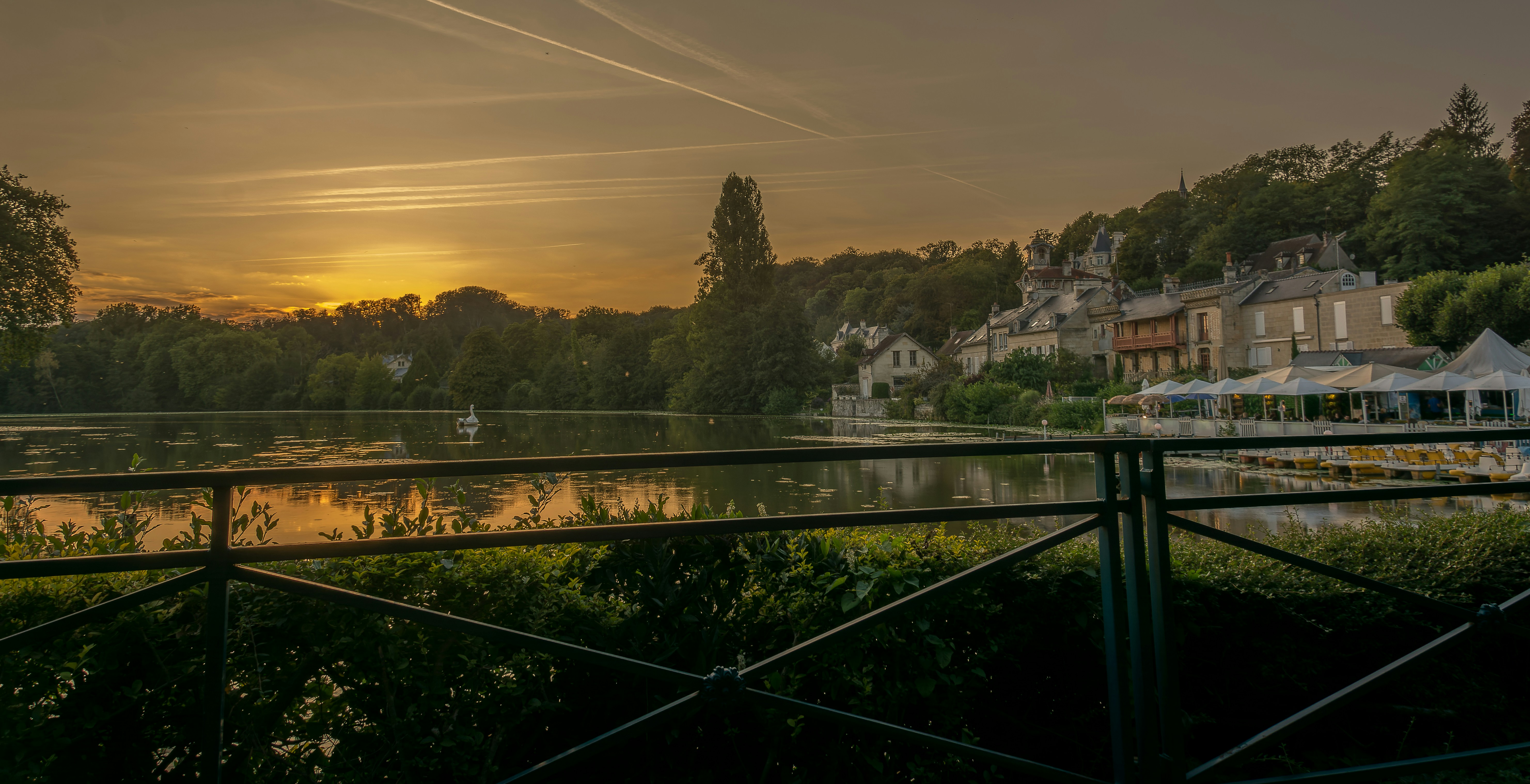 Photo by instantphotos