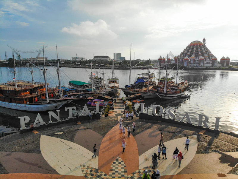 Best Laptop Friendly Cafes in Makassar With Fast Wifi