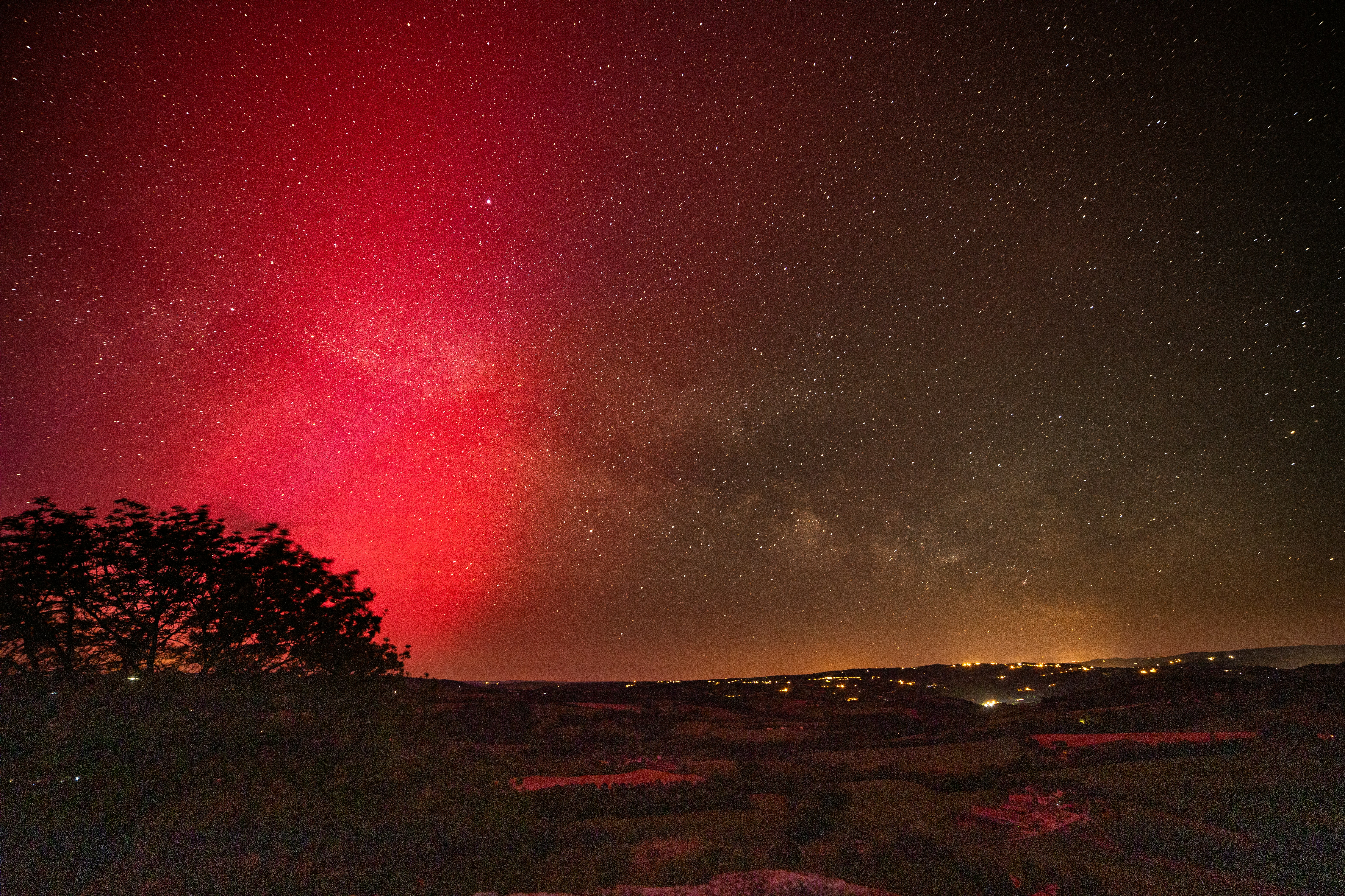 the night sky with stars and the milky