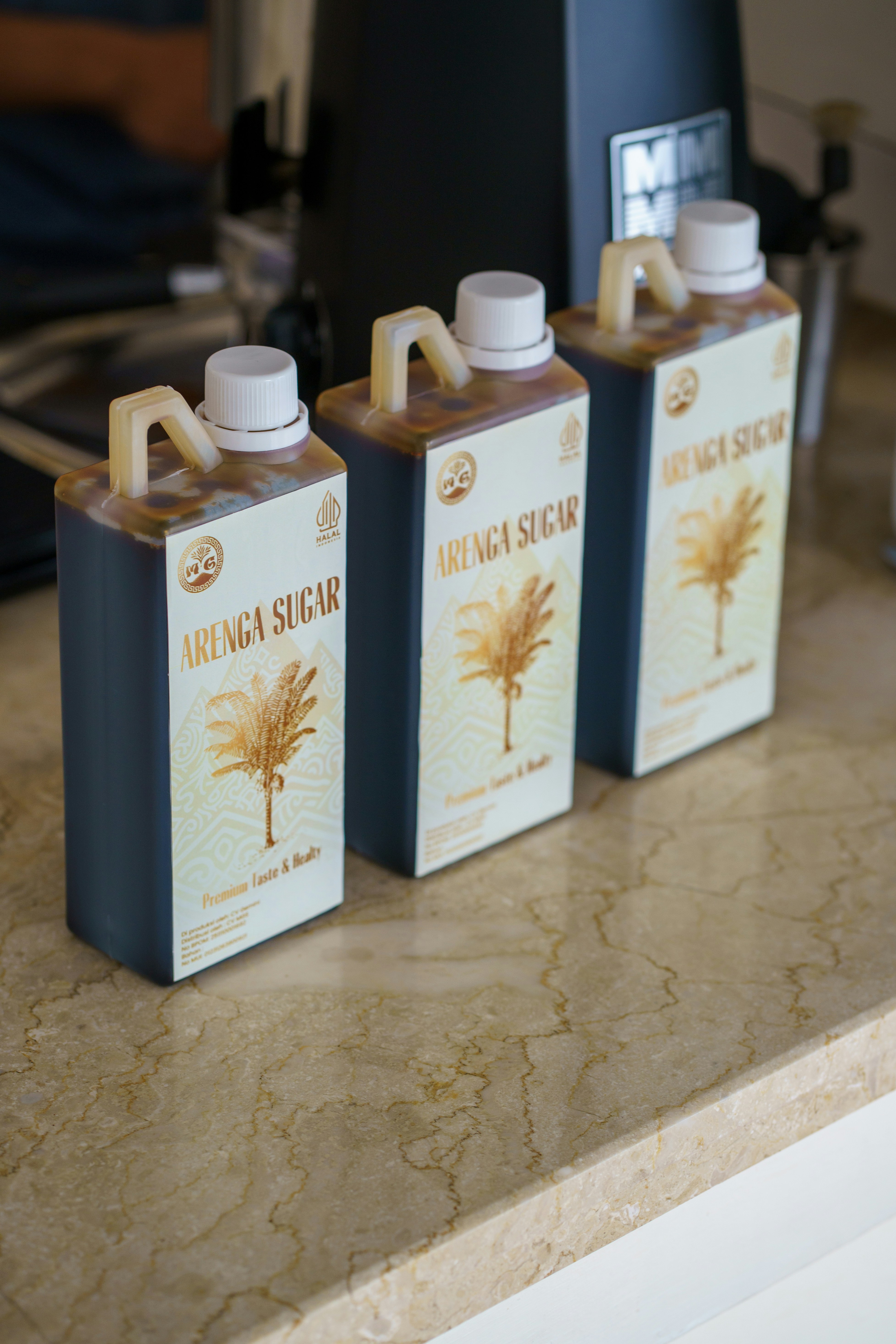 coffee palm sugar aesthetic, wallpaper, Kopi Gula Aren: Manfaat, Risiko, dan Tips Konsumsi Sehat 4