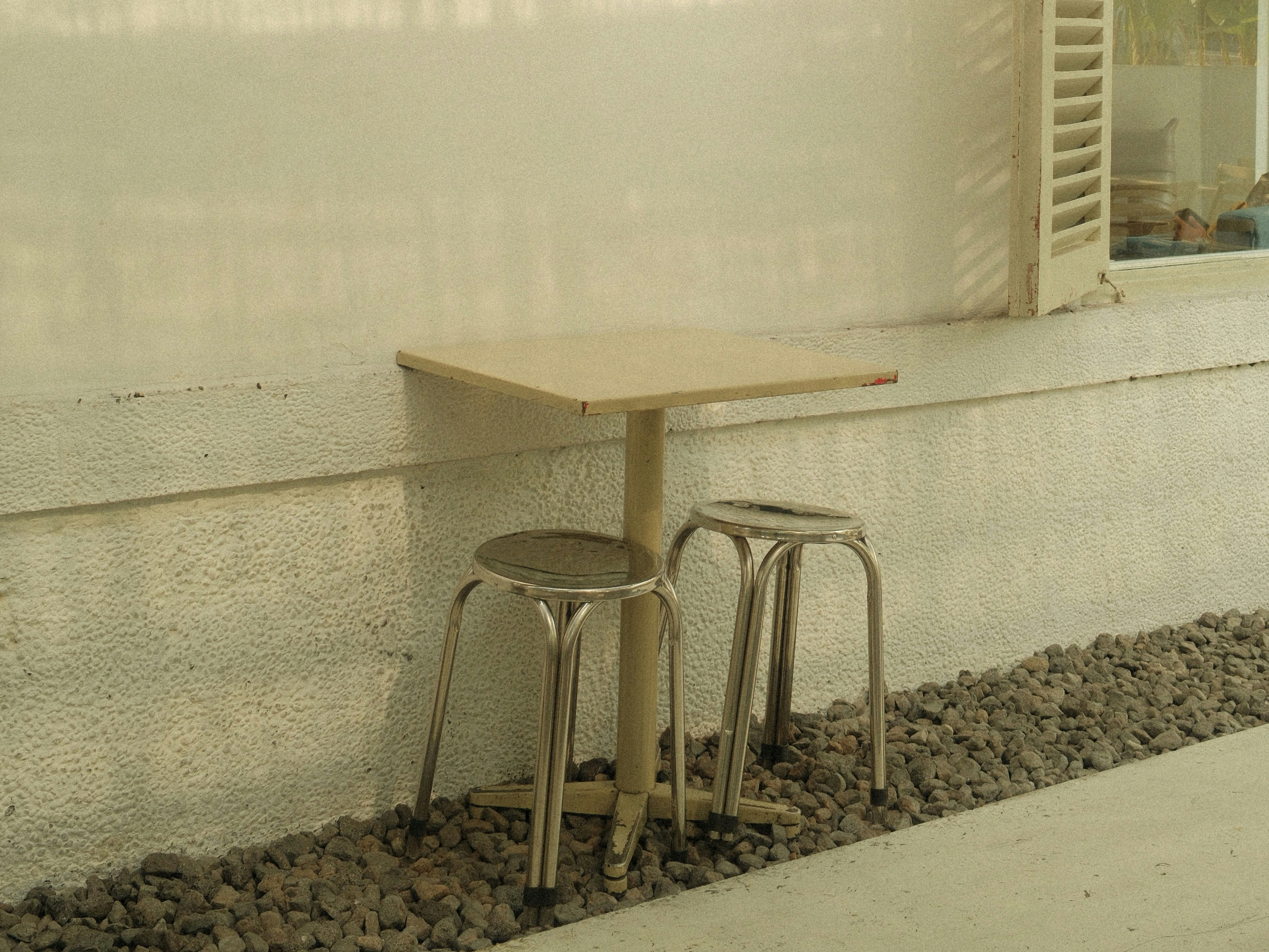 minimalist wood table, wallpaper, Japandi Dining Table: Perfect for Home Gyms 2