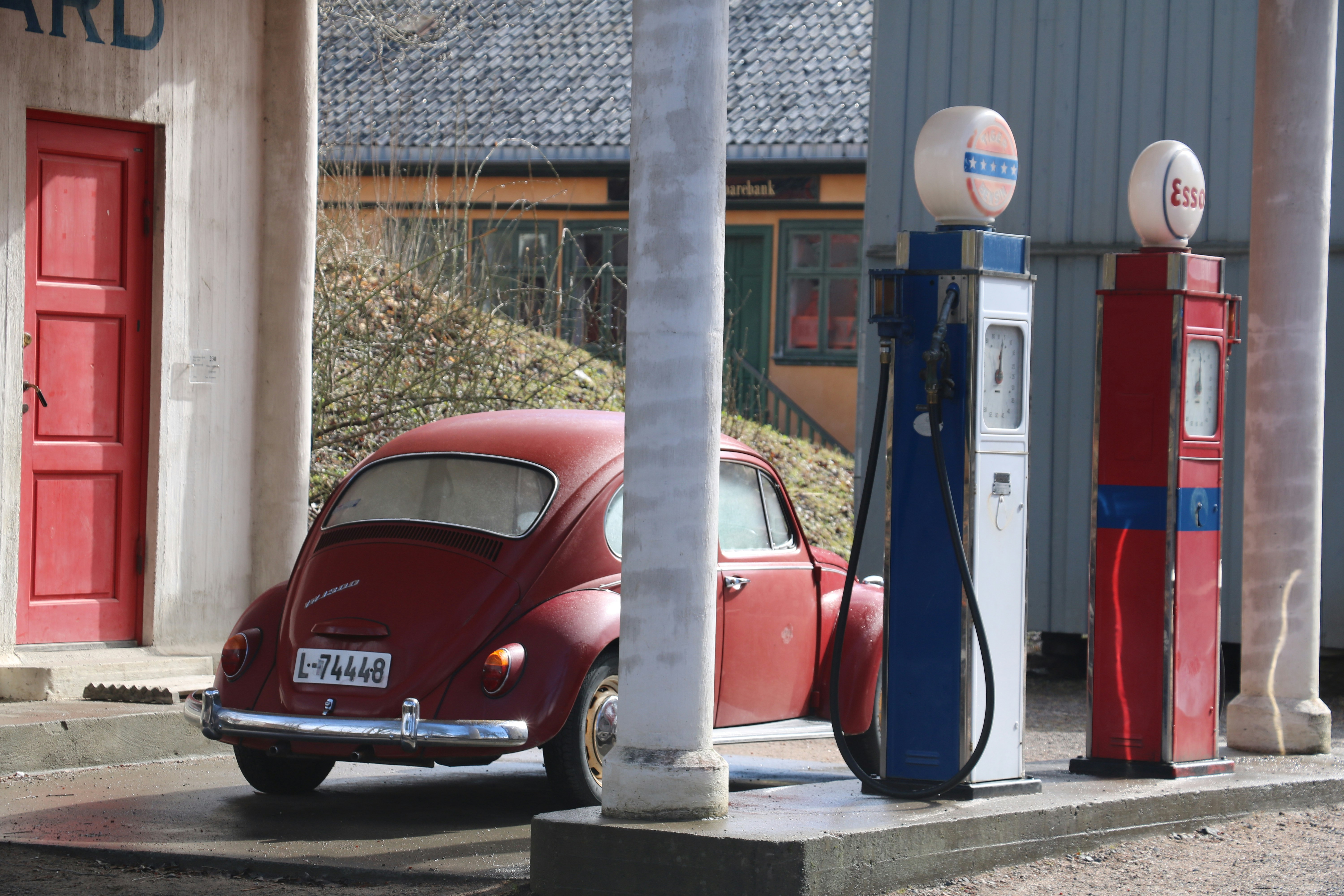 Electric Car Brands in 2025: Global Leaders, Newcomers, and Used EV Picks