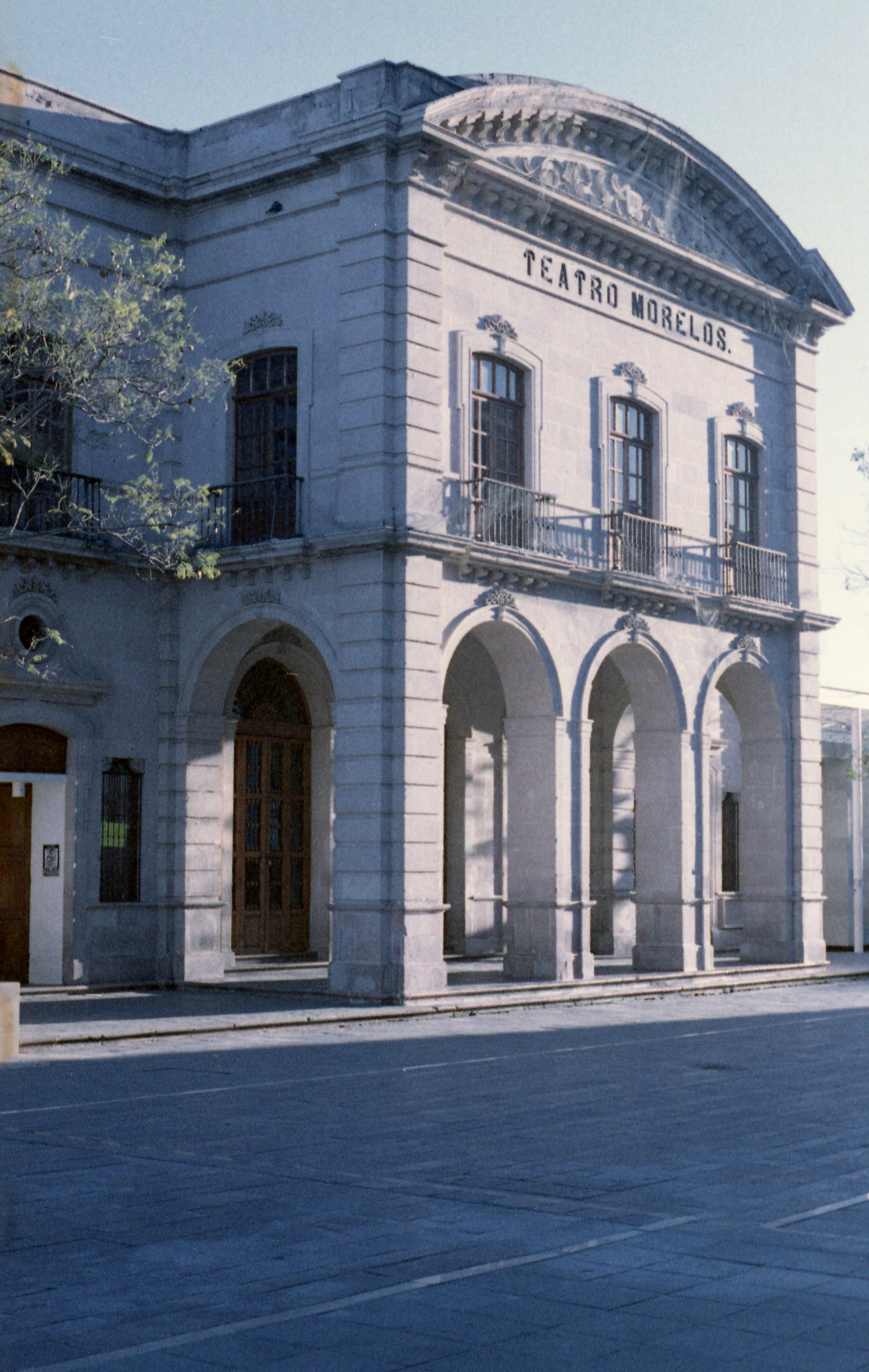 Photo by alex_quezada