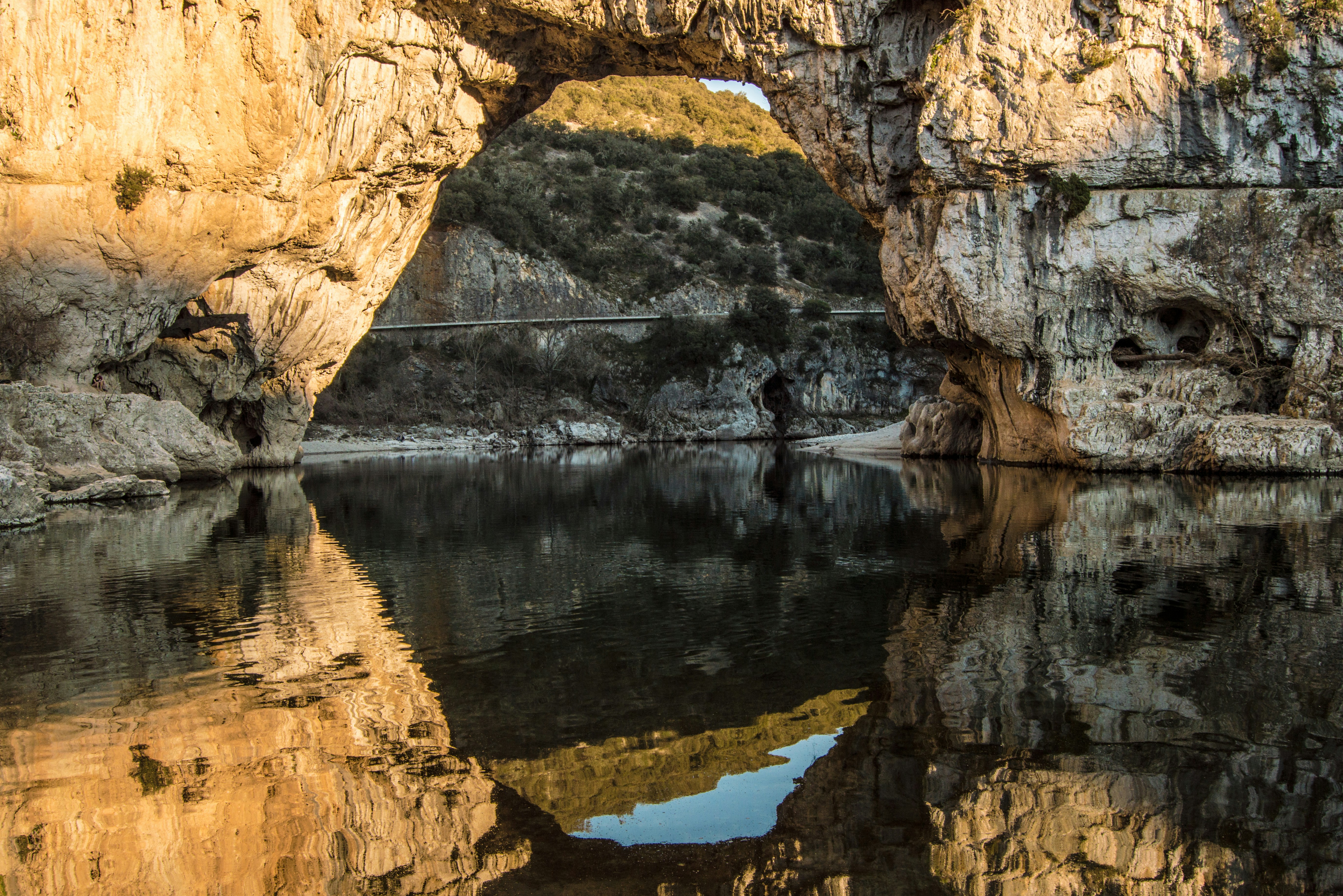 Photo by lucasgallone