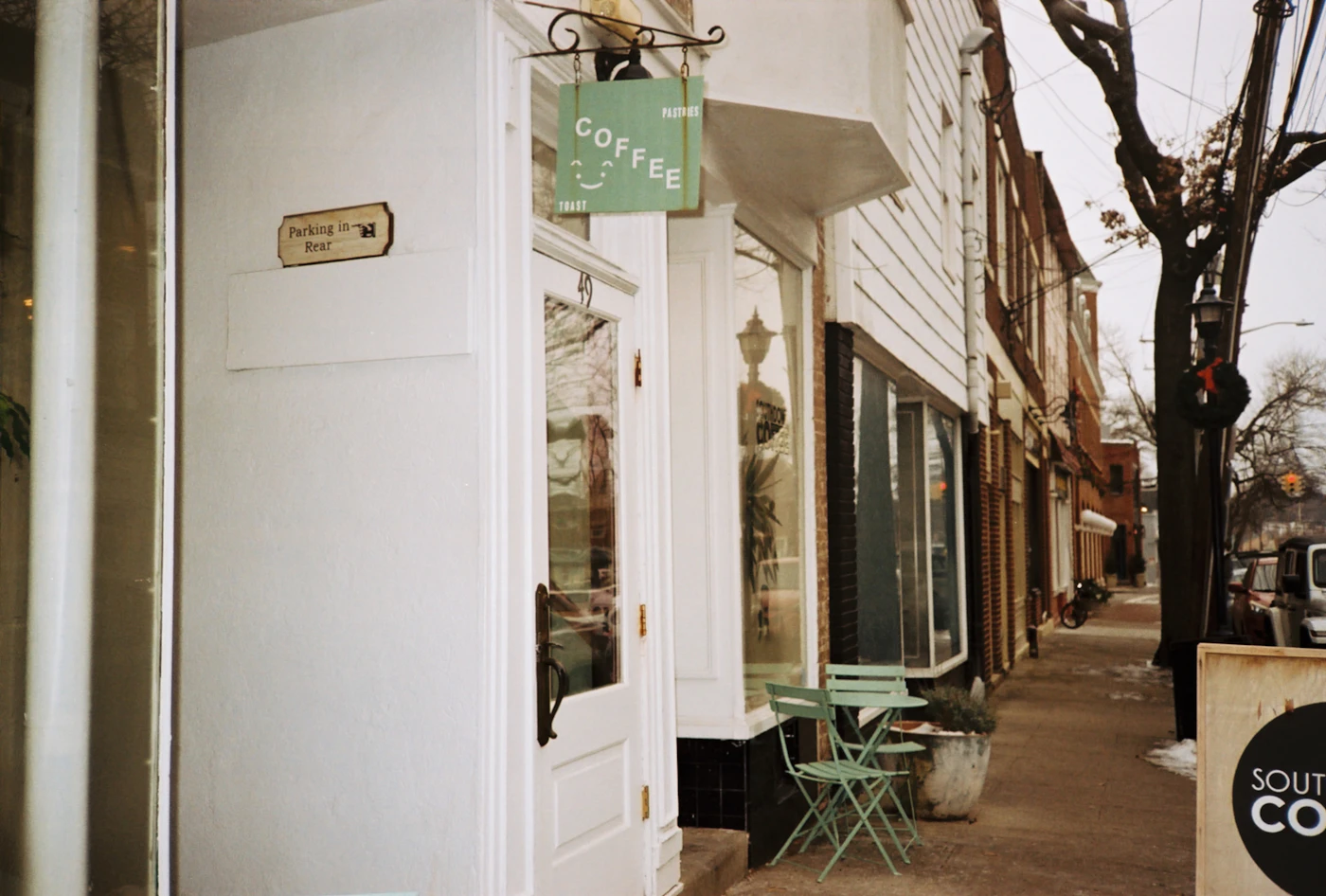 A coffee shop in downtown Oyster Bay