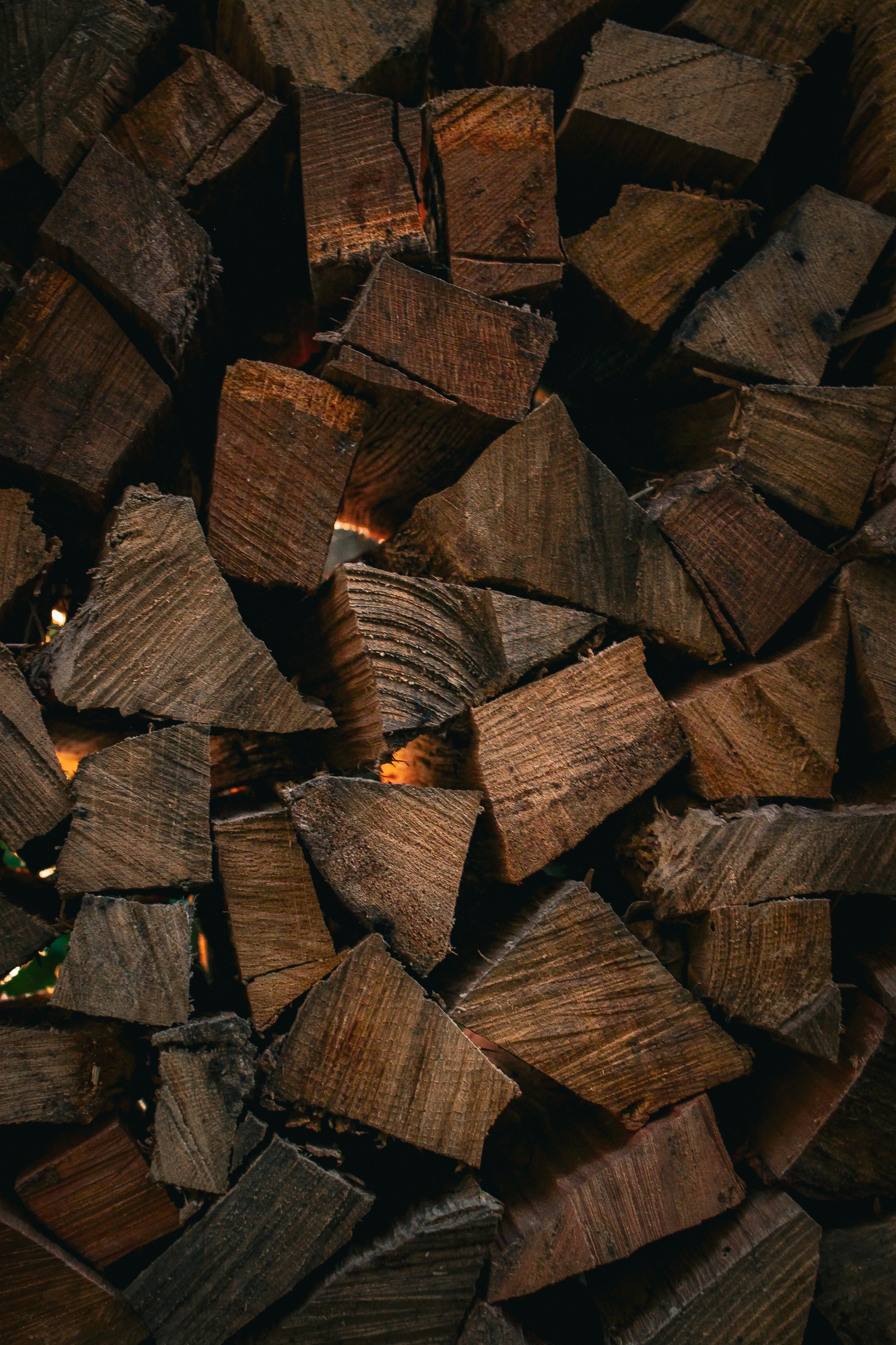 a pile of chopped wood sitting next to each other