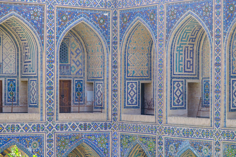 Façade en céramique bleue à Samarcande